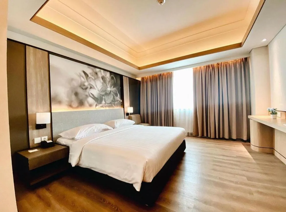 Bed in Orchardz Jayakarta