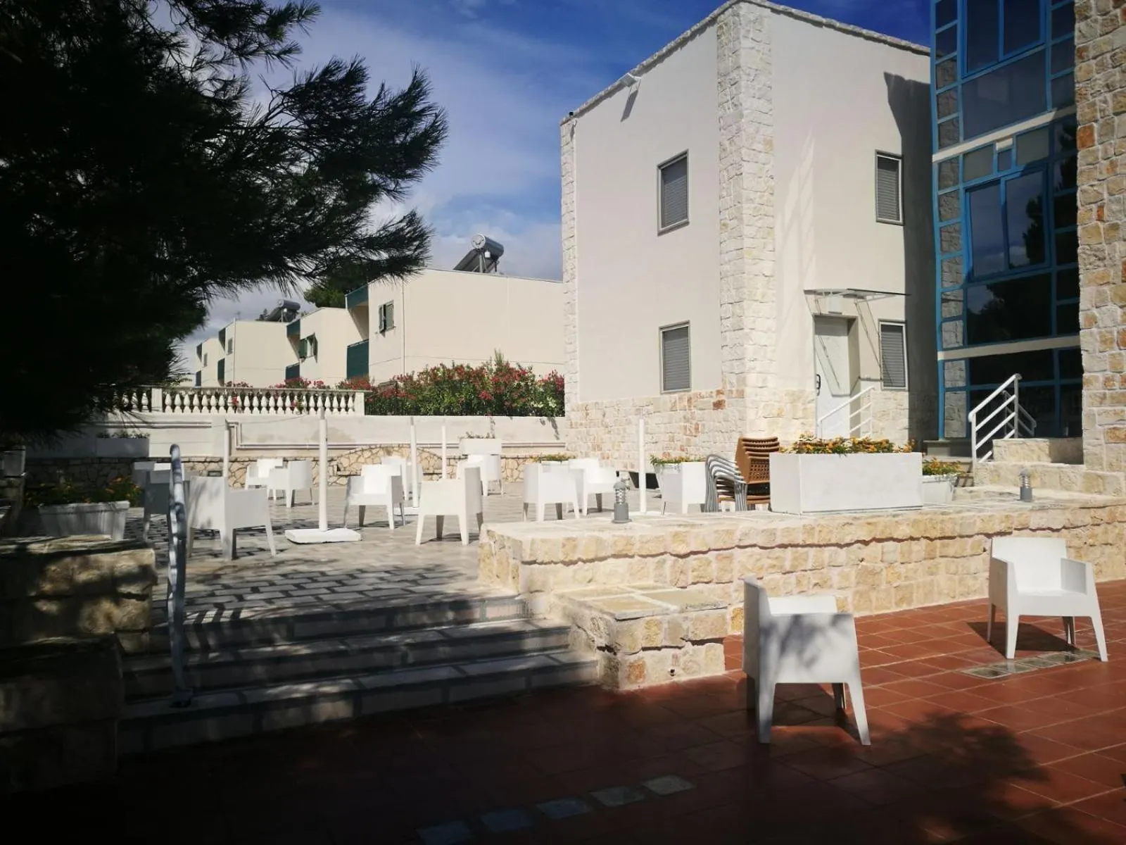 Property building in Hotel Residence La Corvetta