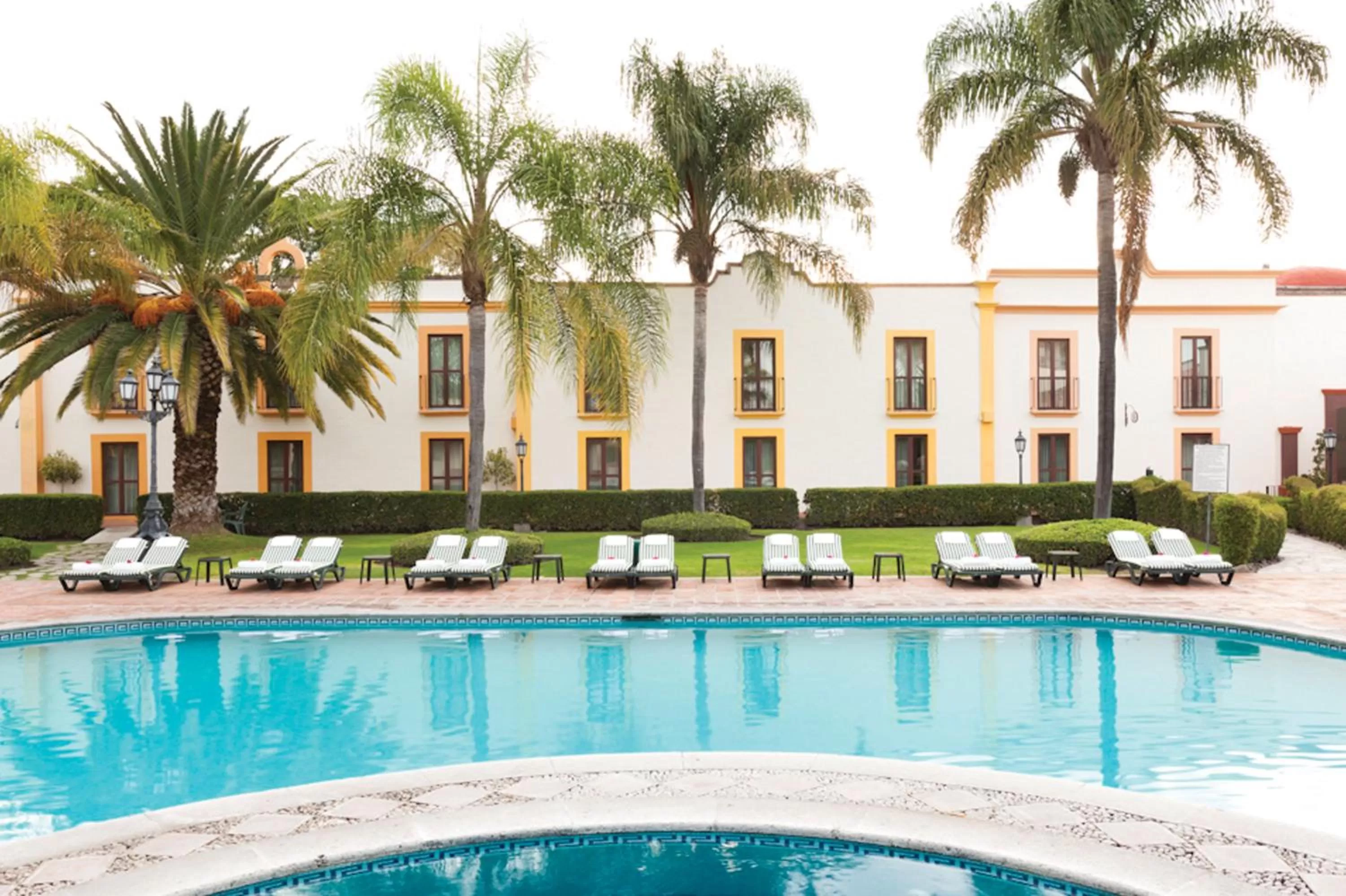 Swimming Pool in Mision Grand Juriquilla