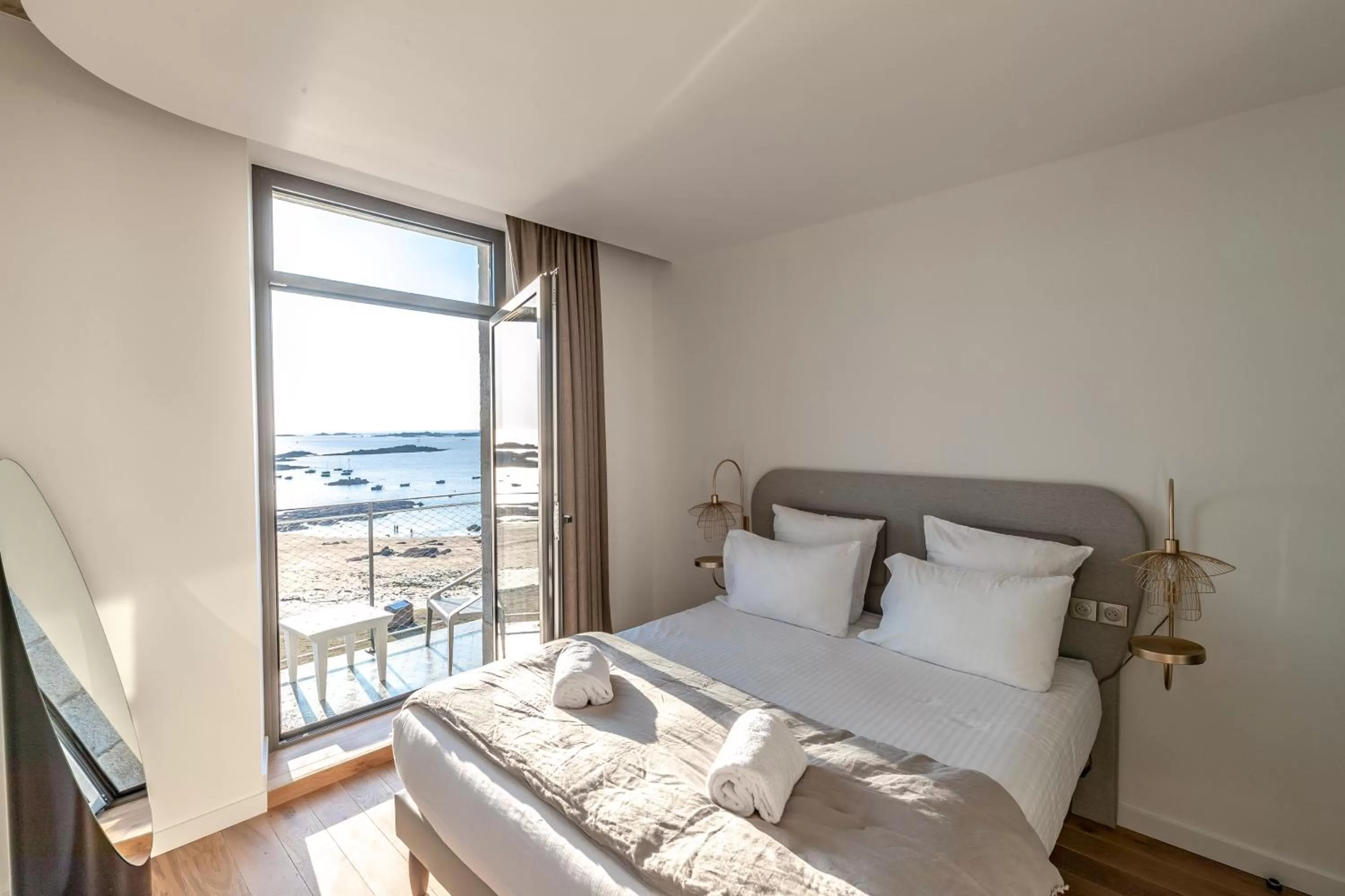 Natural landscape, Bed in Pavillon de la plage