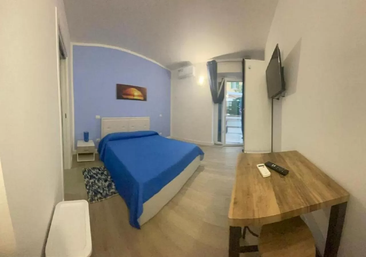 Bedroom in Riviera Albachiara Anzio B&B