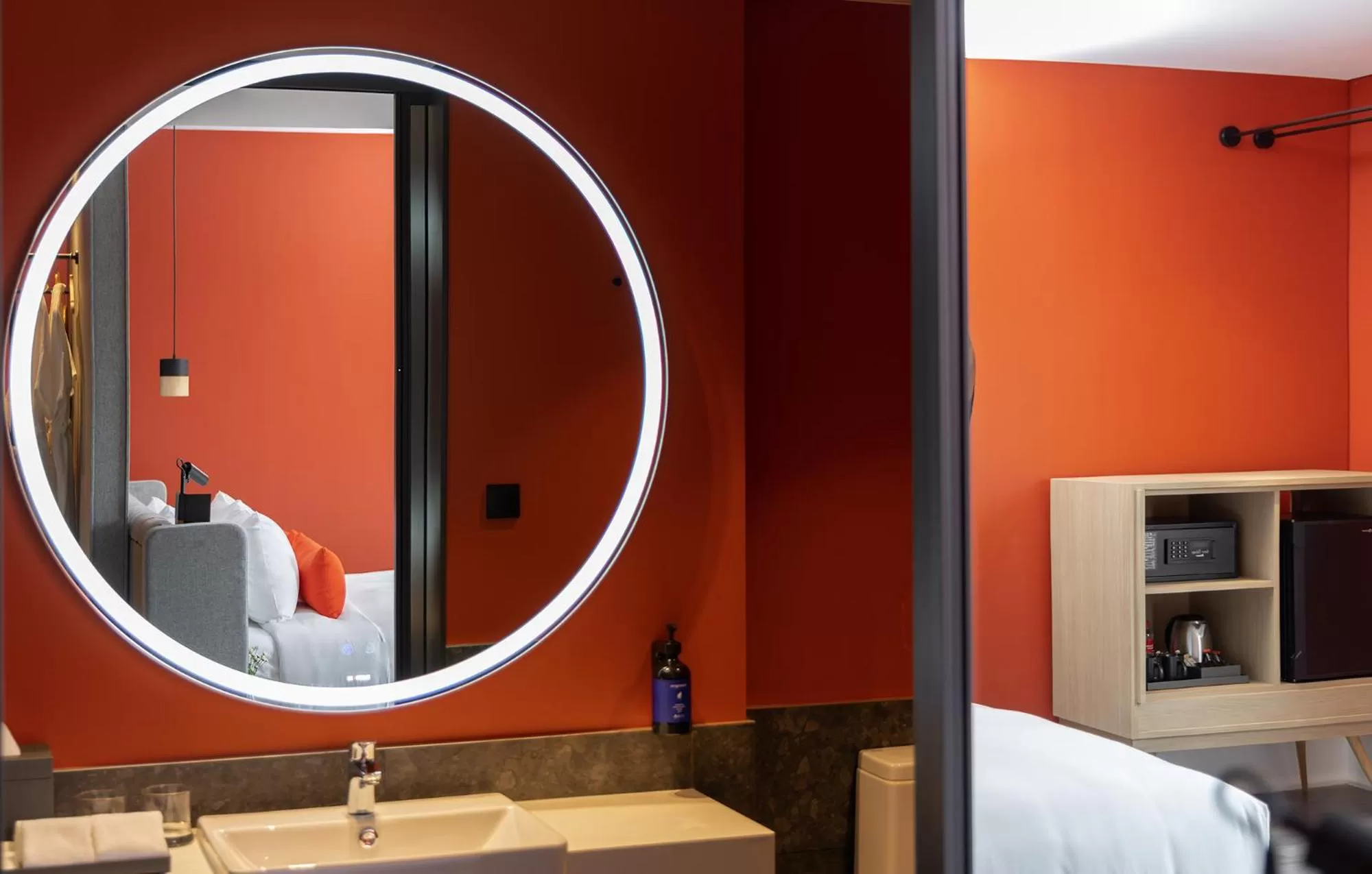 Bathroom, Bed in Travelodge Nimman