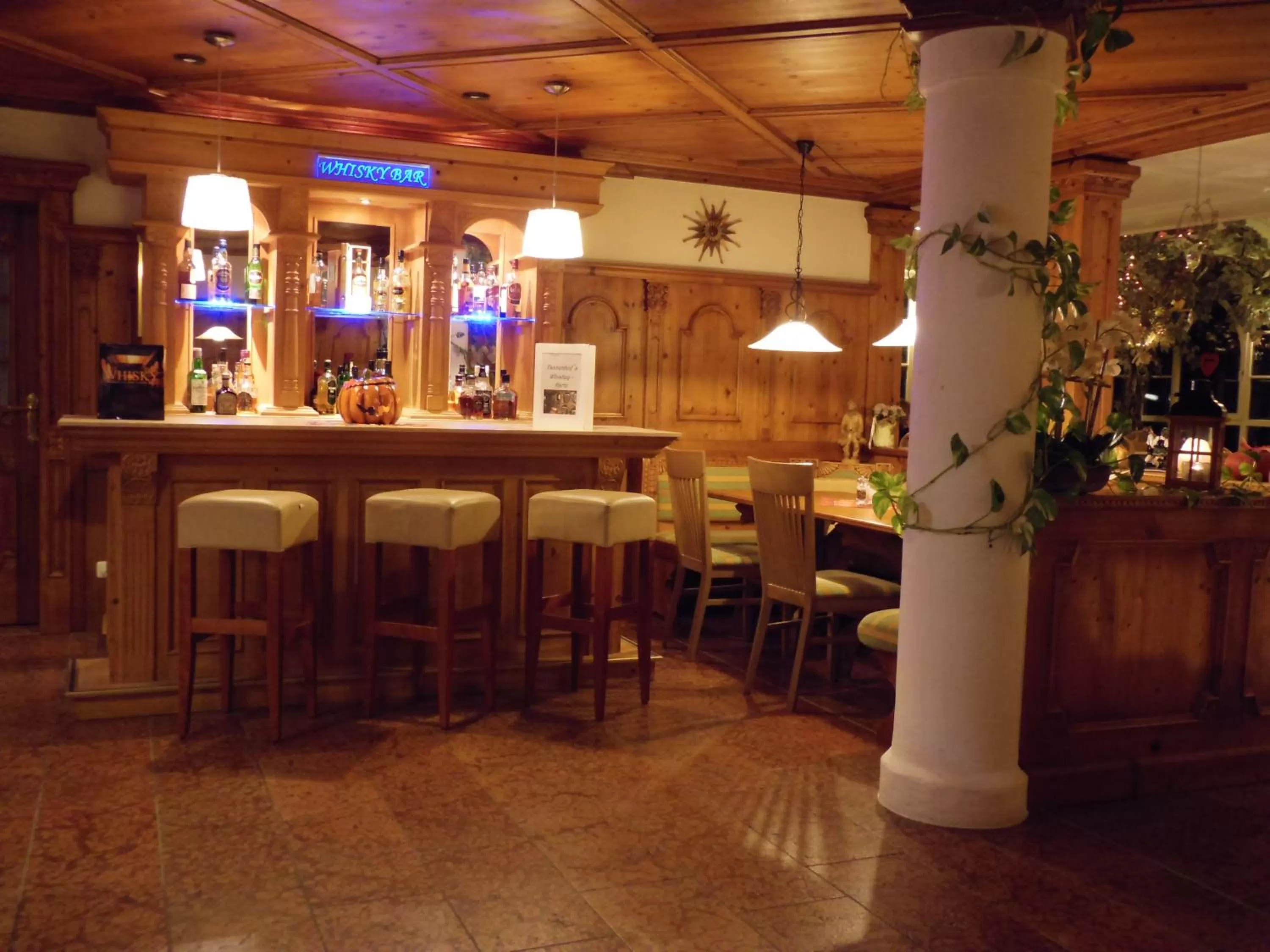 Lounge or bar in Parkhotel Tannenhof