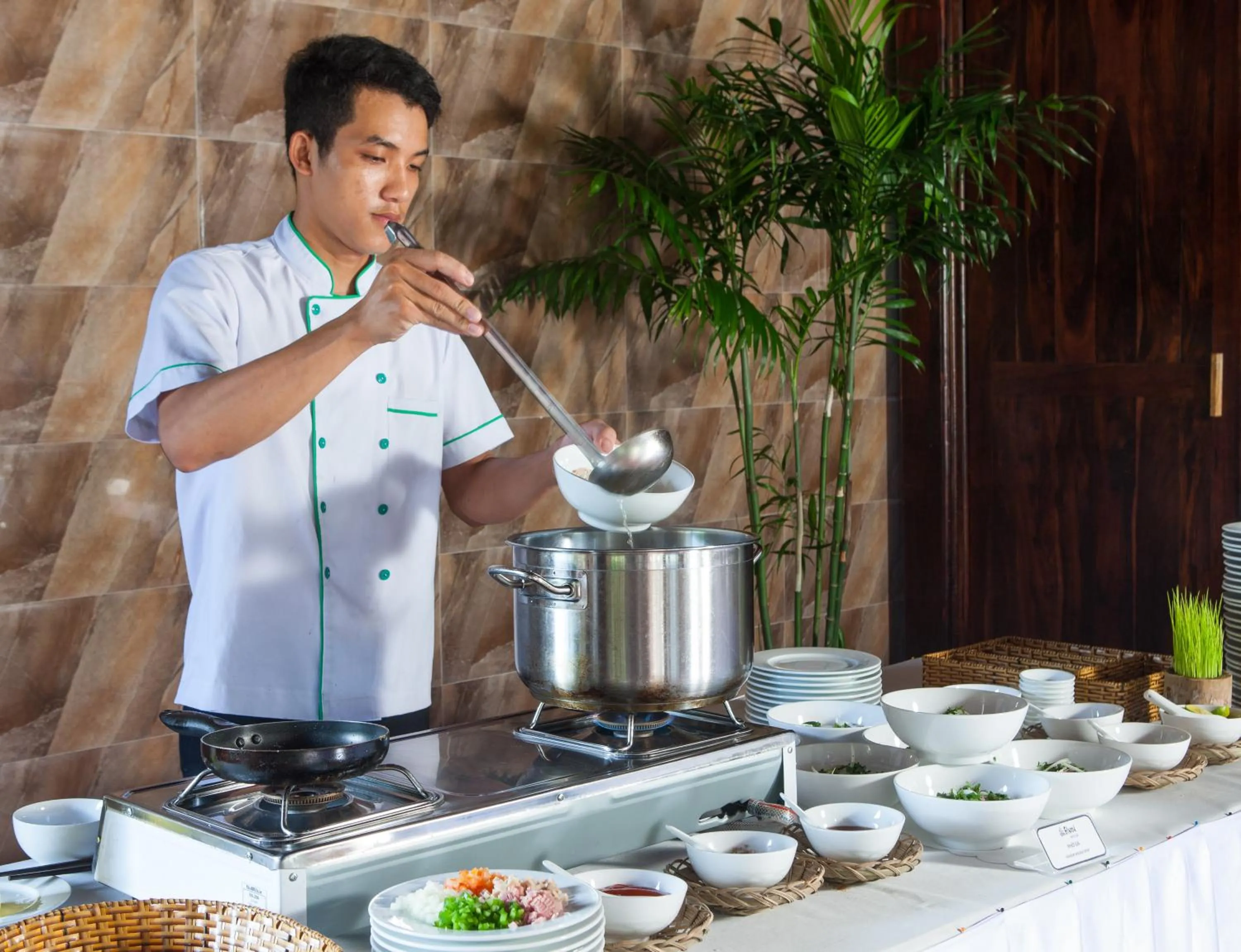 Buffet breakfast in Elwood Premier Resort Phu Quoc