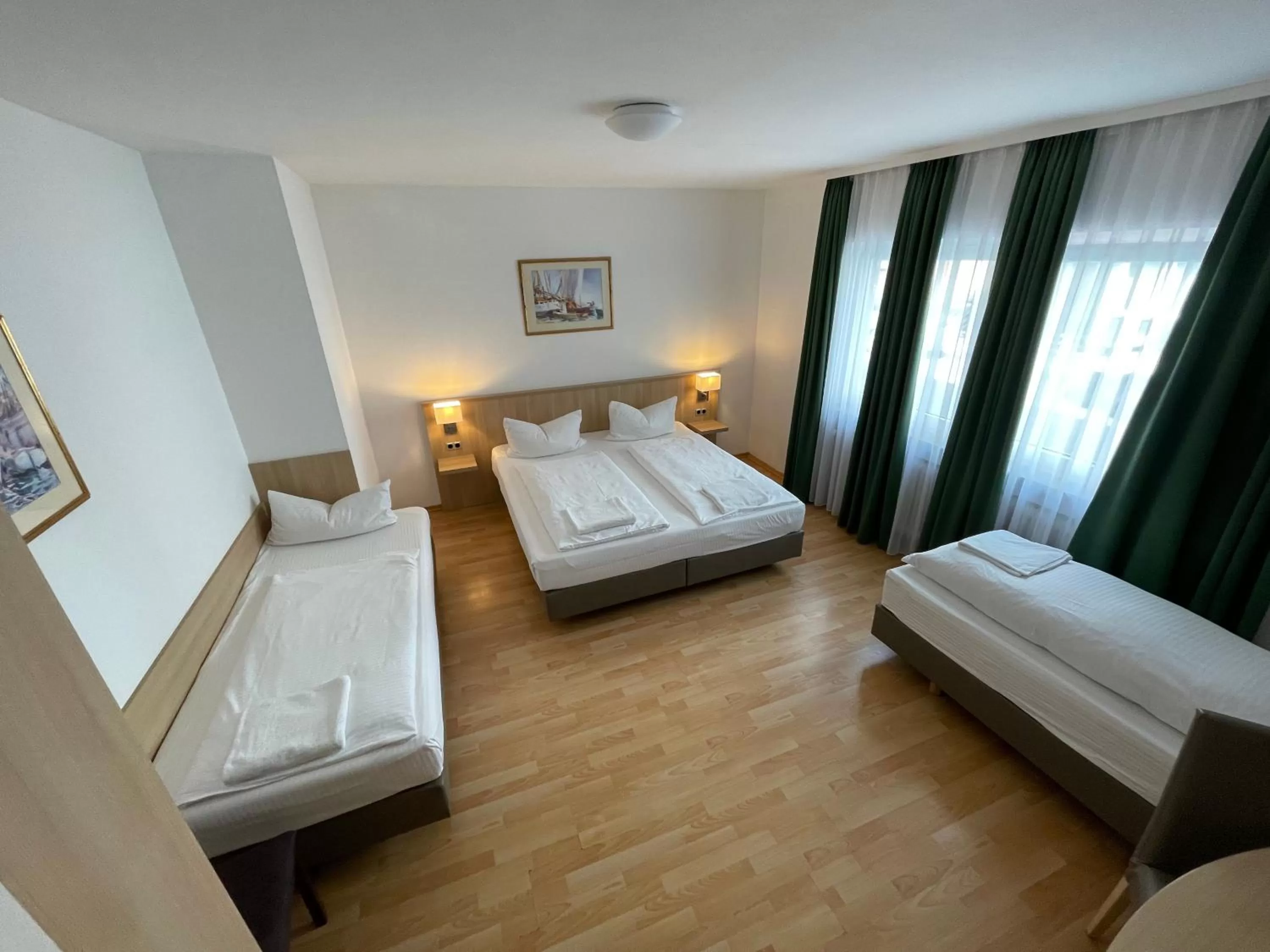 Bed in Hafner Hotel- Apartment