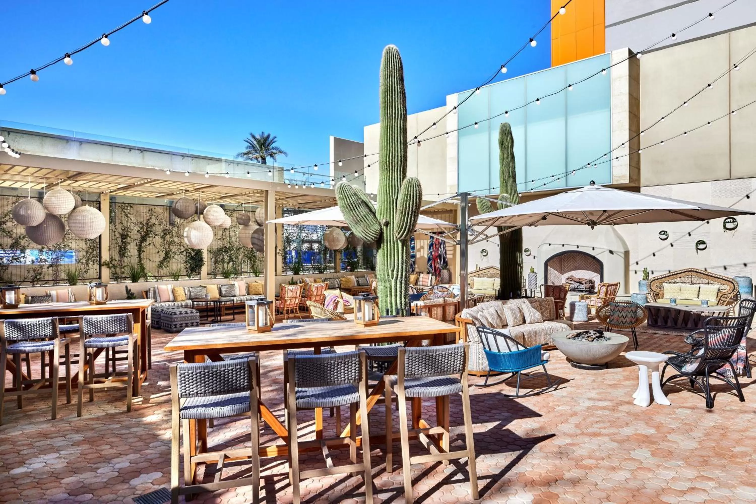 Restaurant/places to eat in The Westin Phoenix Downtown