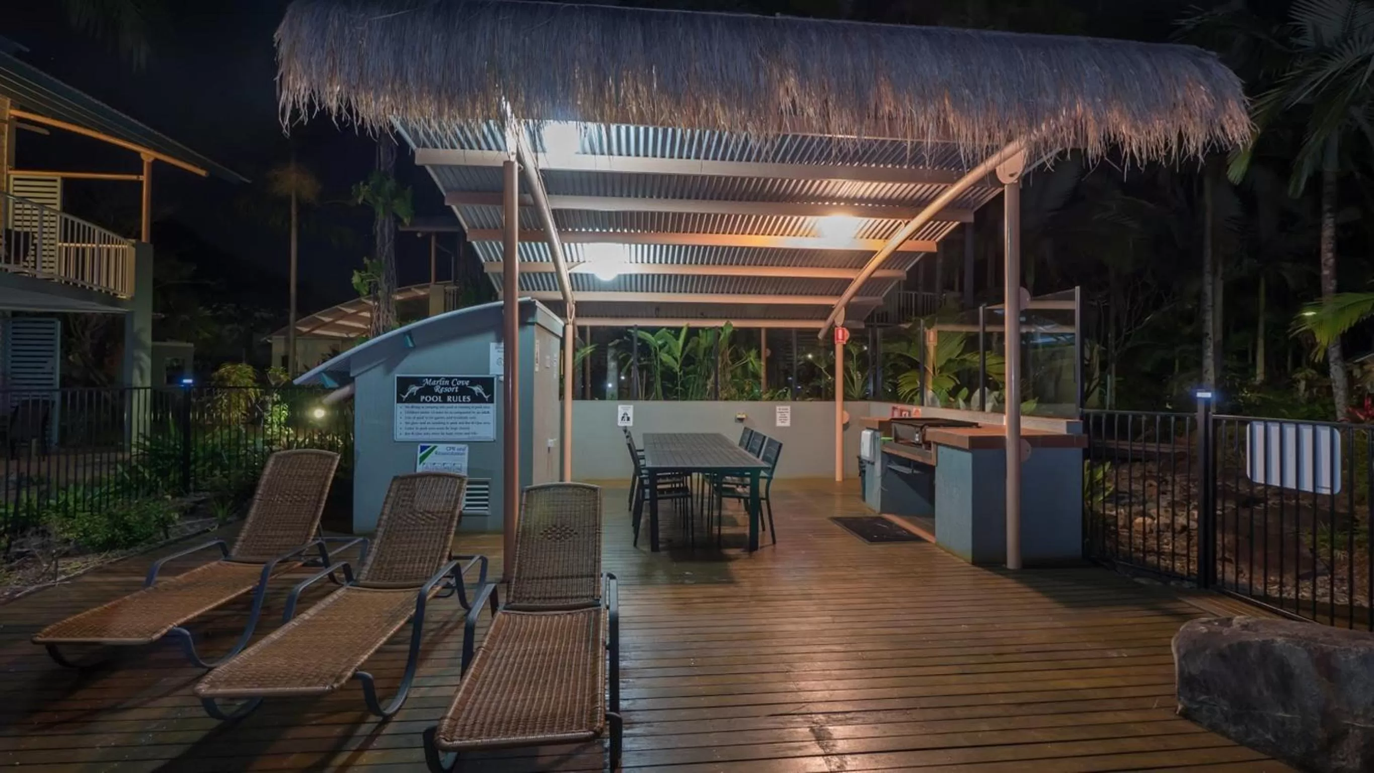 Night in Marlin Cove Holiday Resort