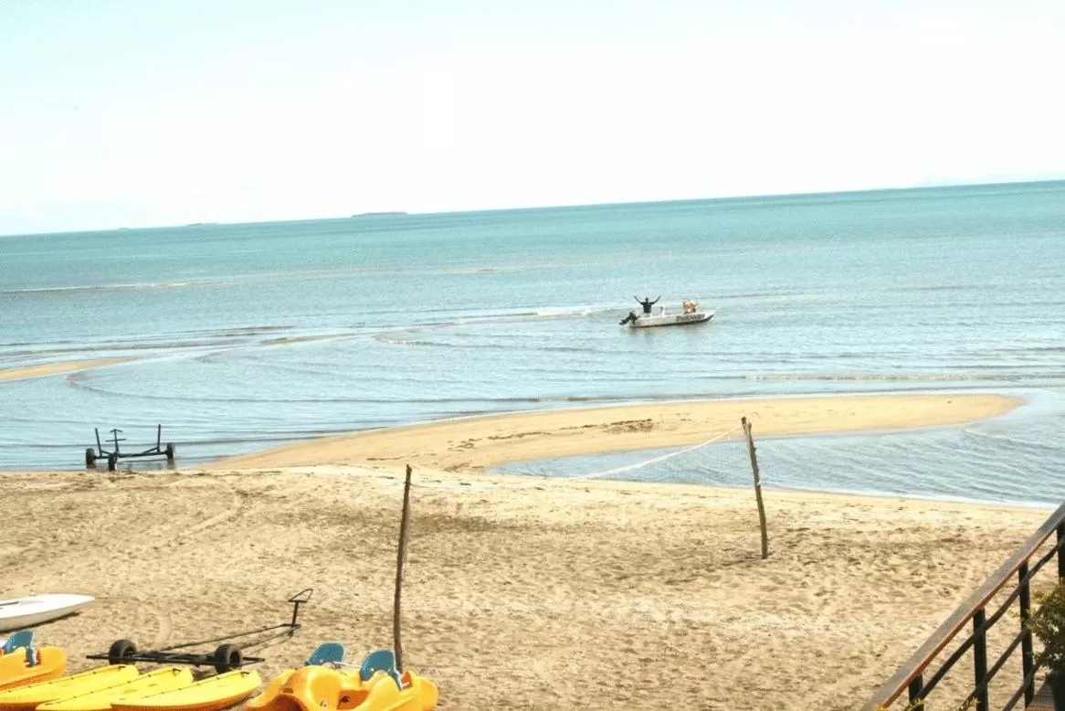 Beach in Club Fiji Resort