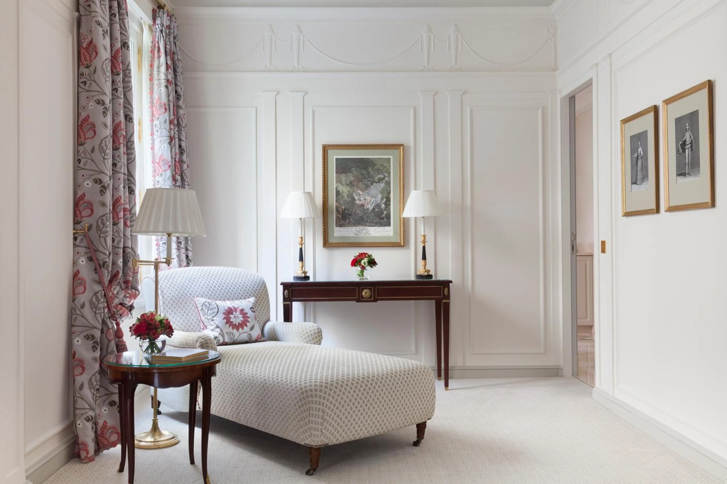 Seating area, Bed in Le Bristol Paris, Oetker Hotels