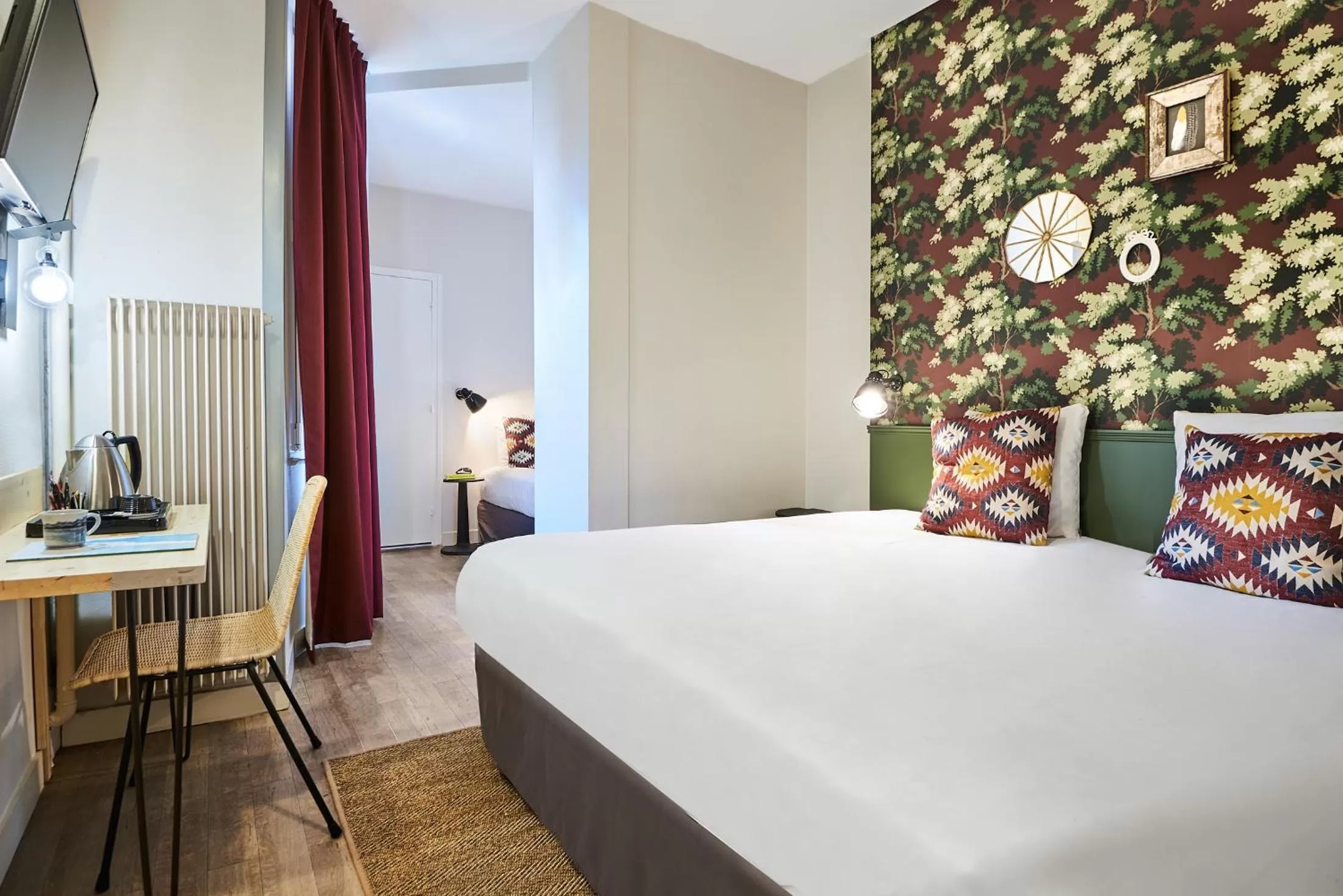 Bed in Hôtel Stanley by HappyCulture