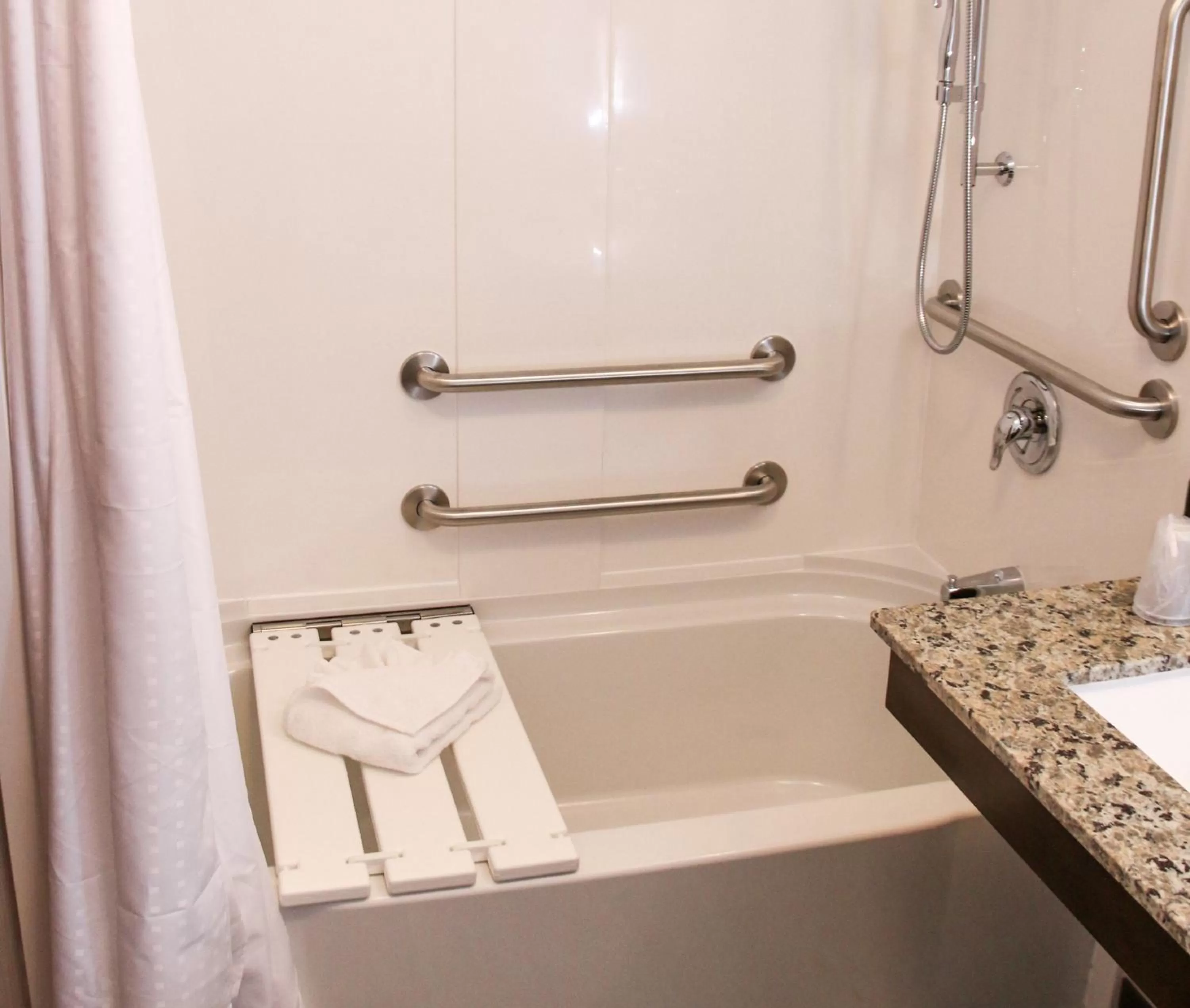 Photo of the whole room in Holiday Inn & Suites Denver Tech Center-Centennial by IHG