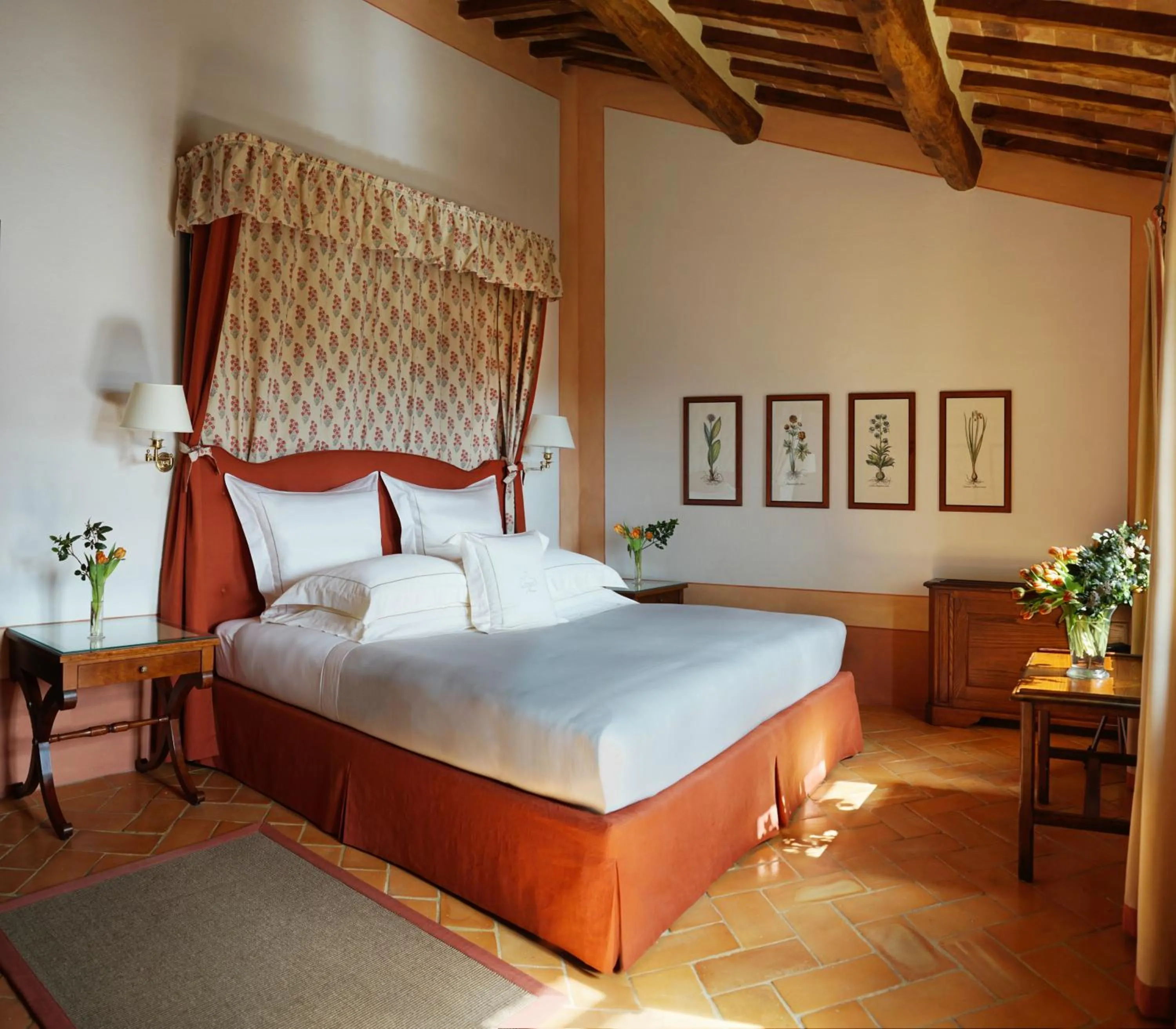 Bedroom, Bed in Castello Banfi - Il Borgo - Relais et Chateaux