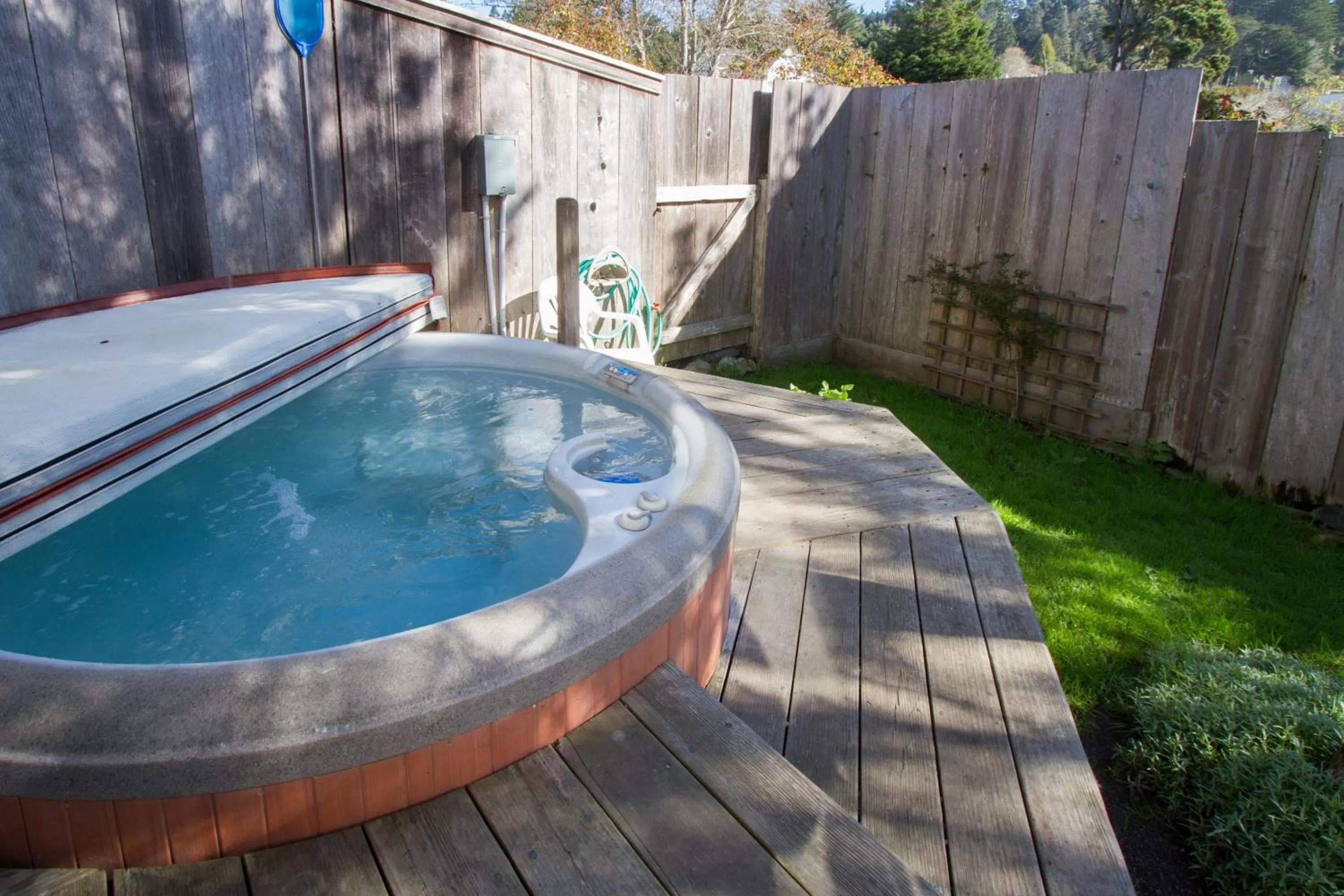 Hot Tub in Sweetwater Inn and Spa