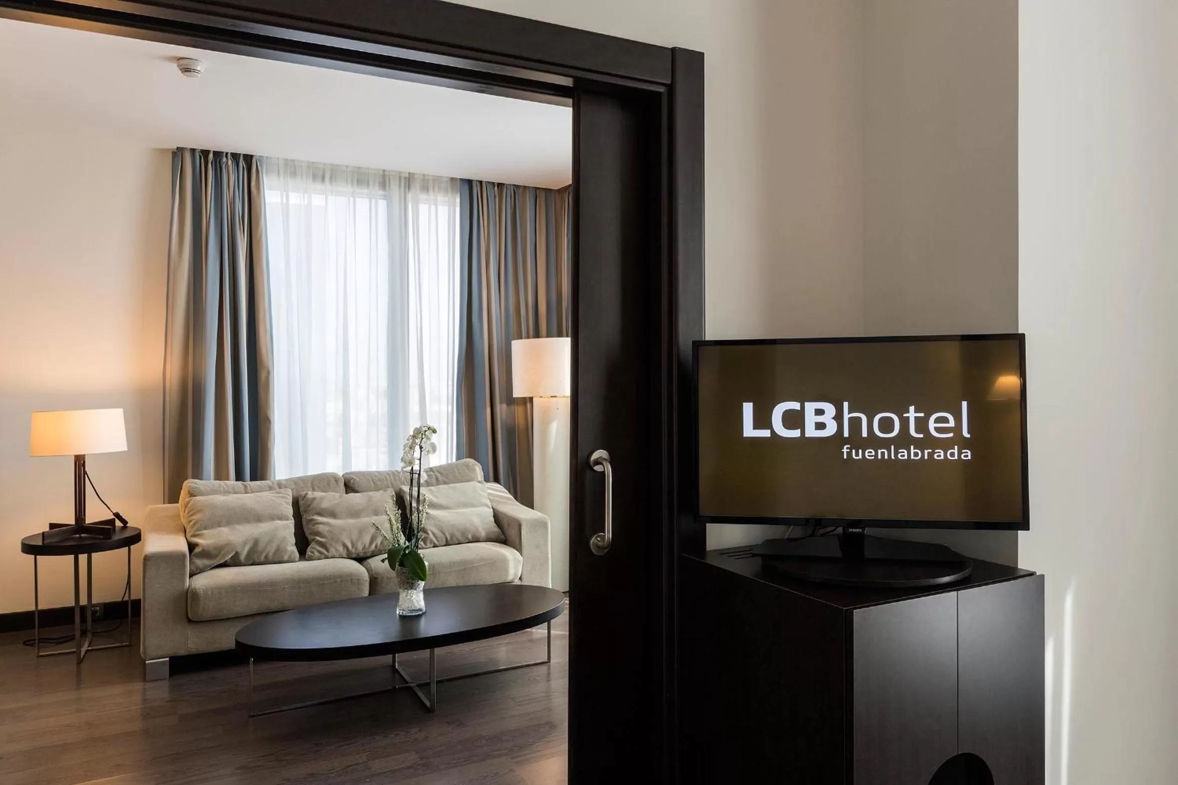 Living room in LCB Hotel Fuenlabrada