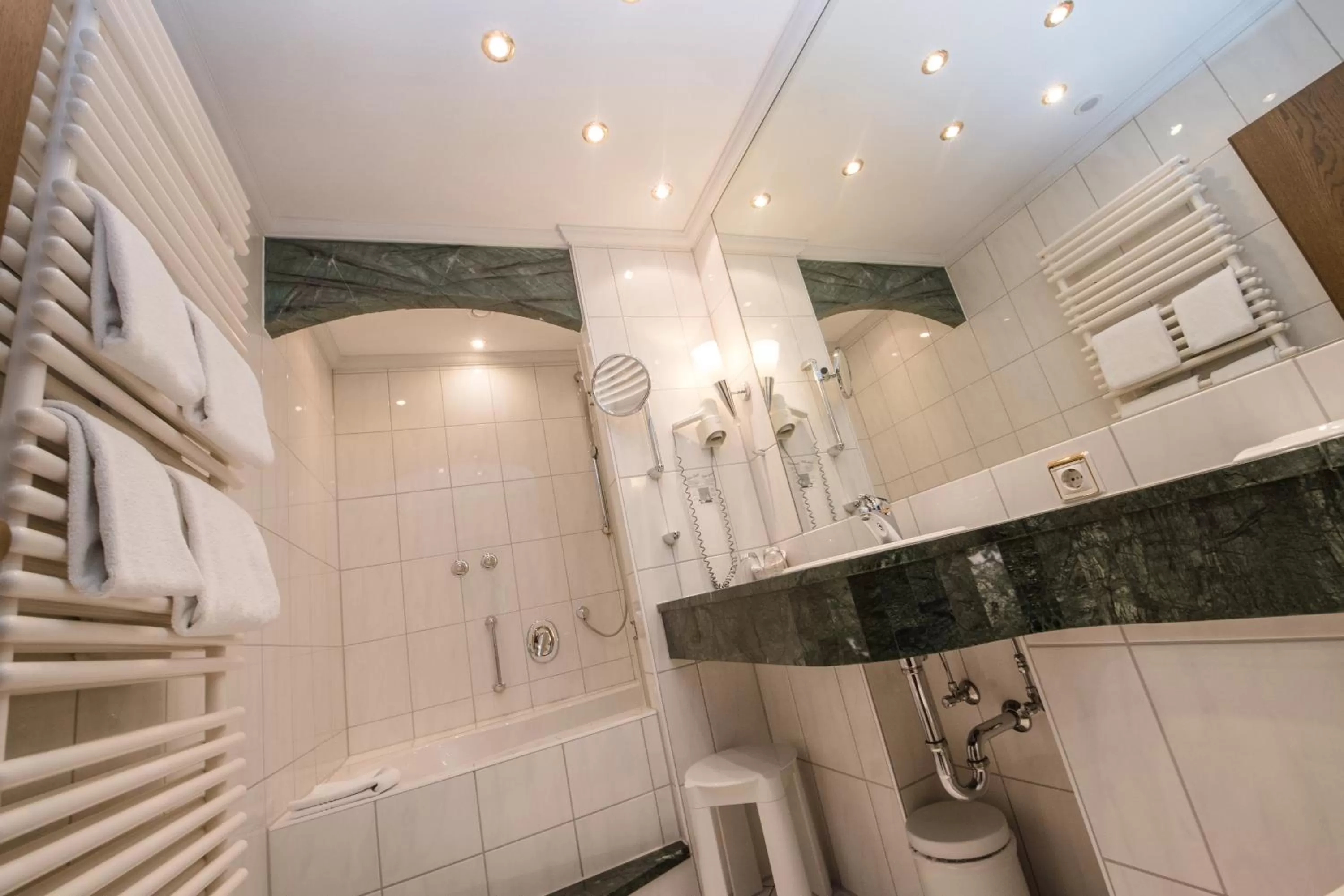 Bathroom in Hotel am Schloss