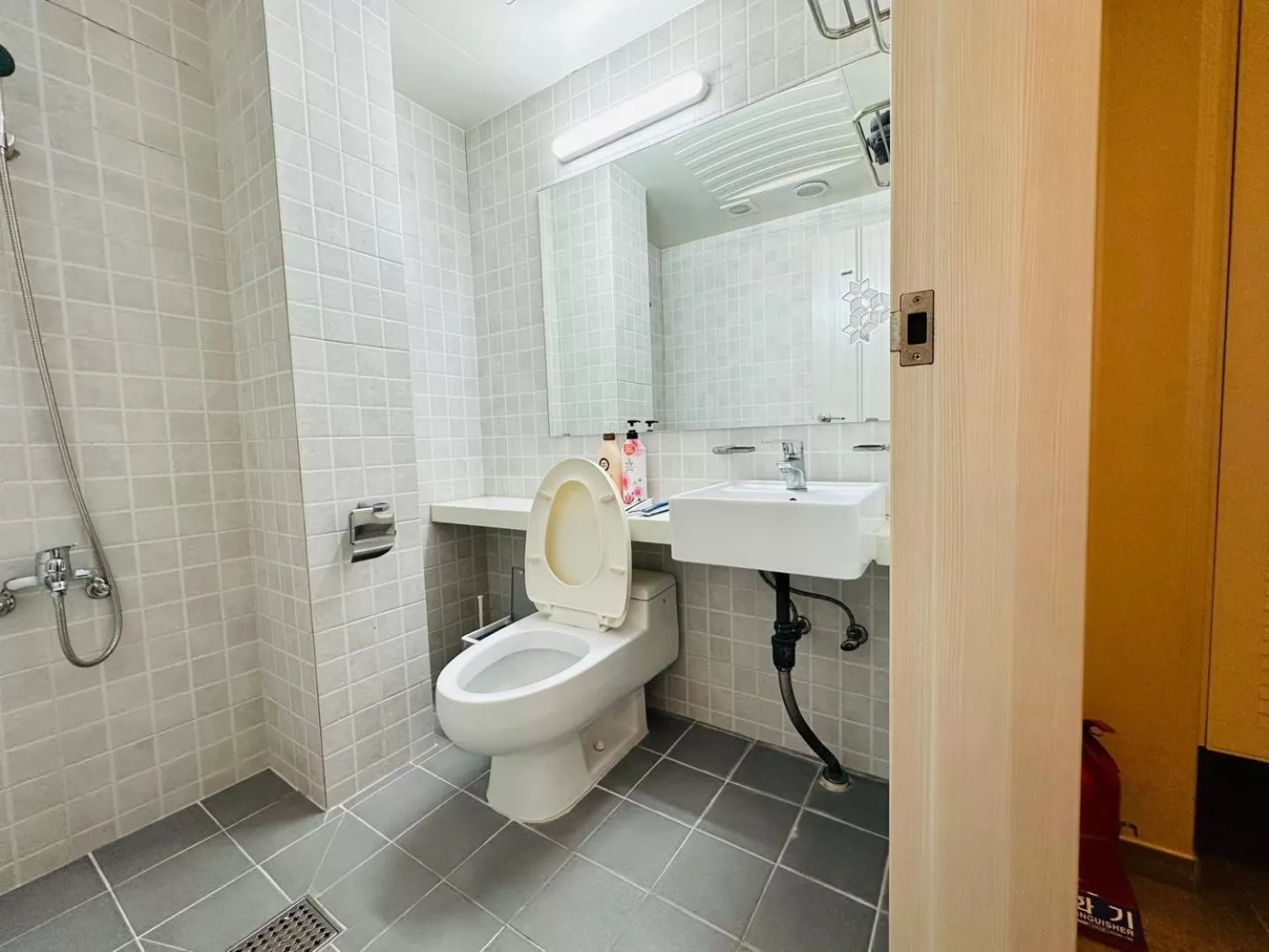 Toilet in Olive hostel R(Residence)