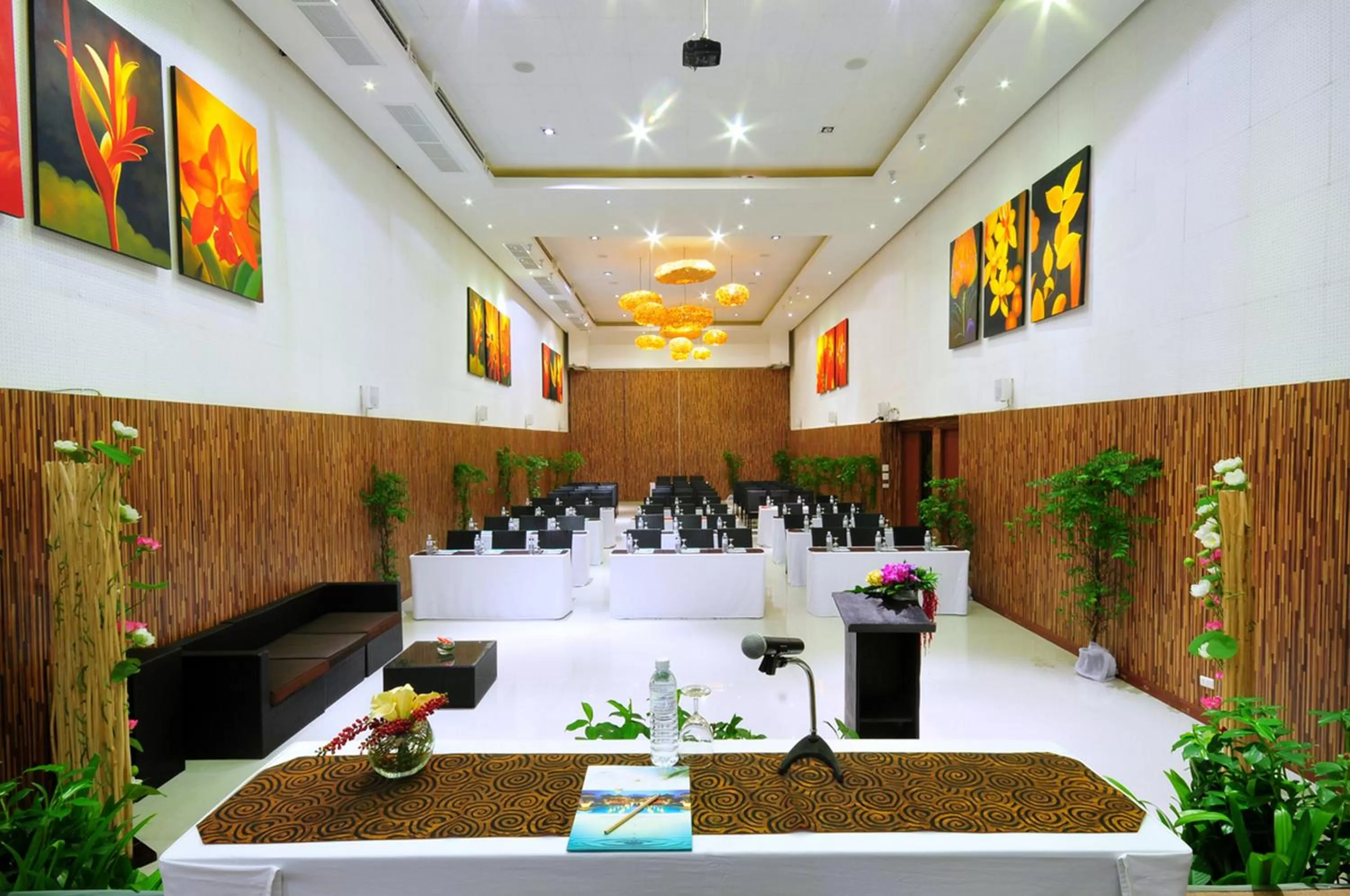 Meeting/conference room in Dhevan Dara Resort & Spa Hua Hin - Pool Villa