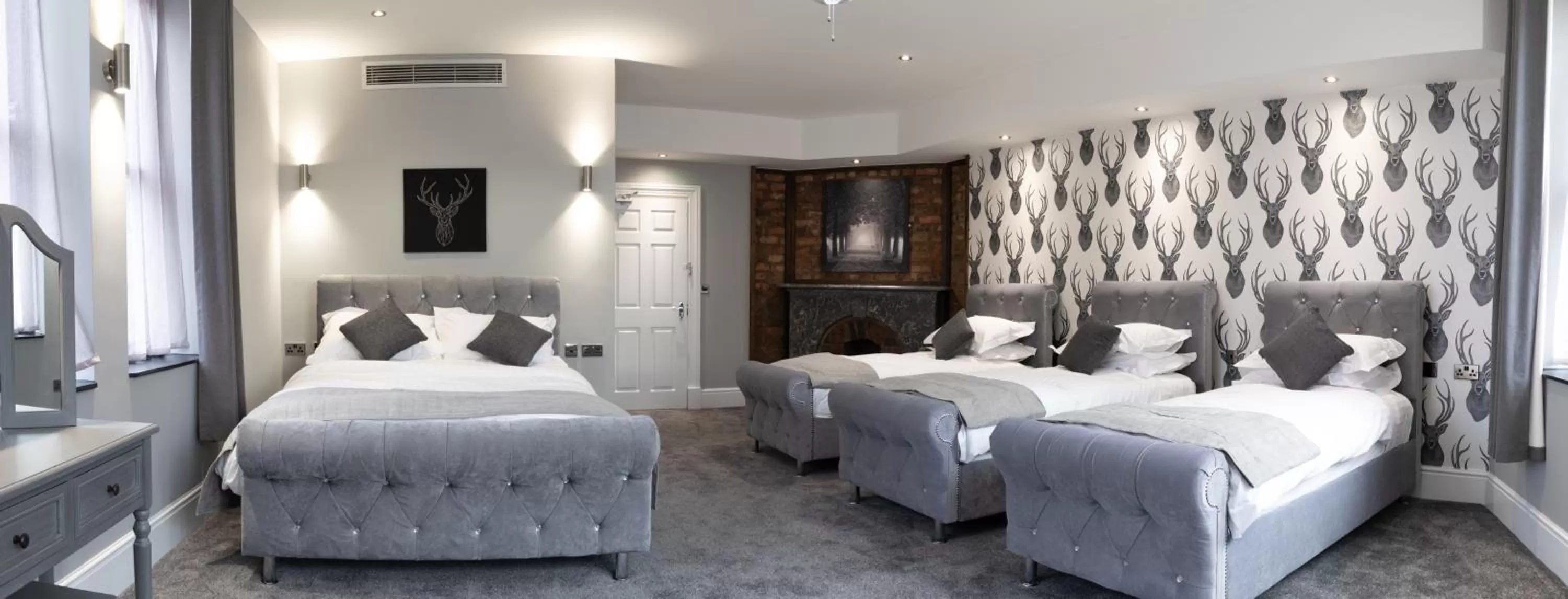 Bed in The Glebe Hotel