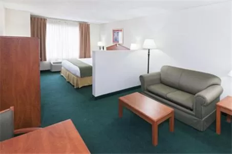 Holiday Inn Express Hotel & Suites Vinita by IHG