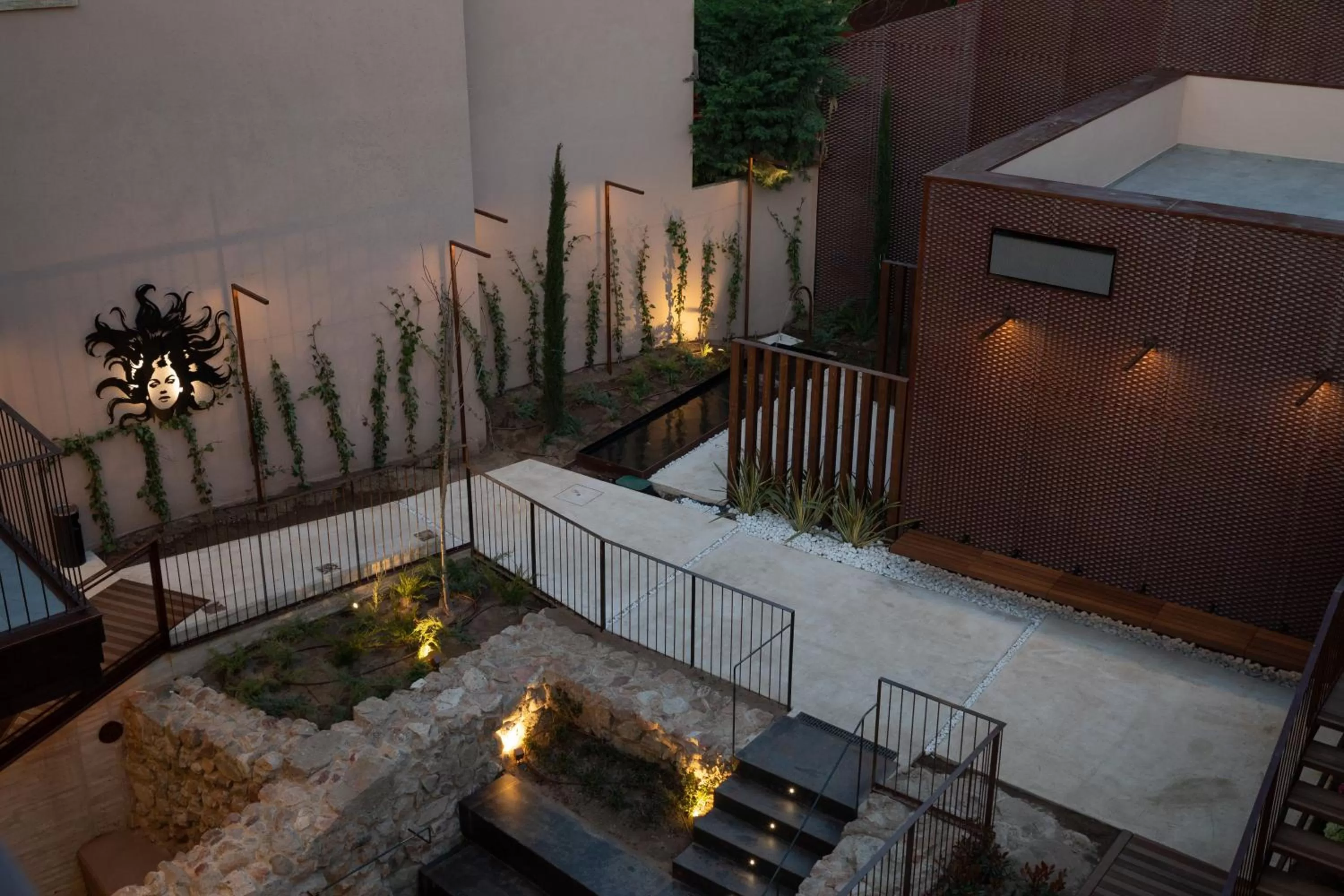 Patio in Hotel Melibea by gaiarooms