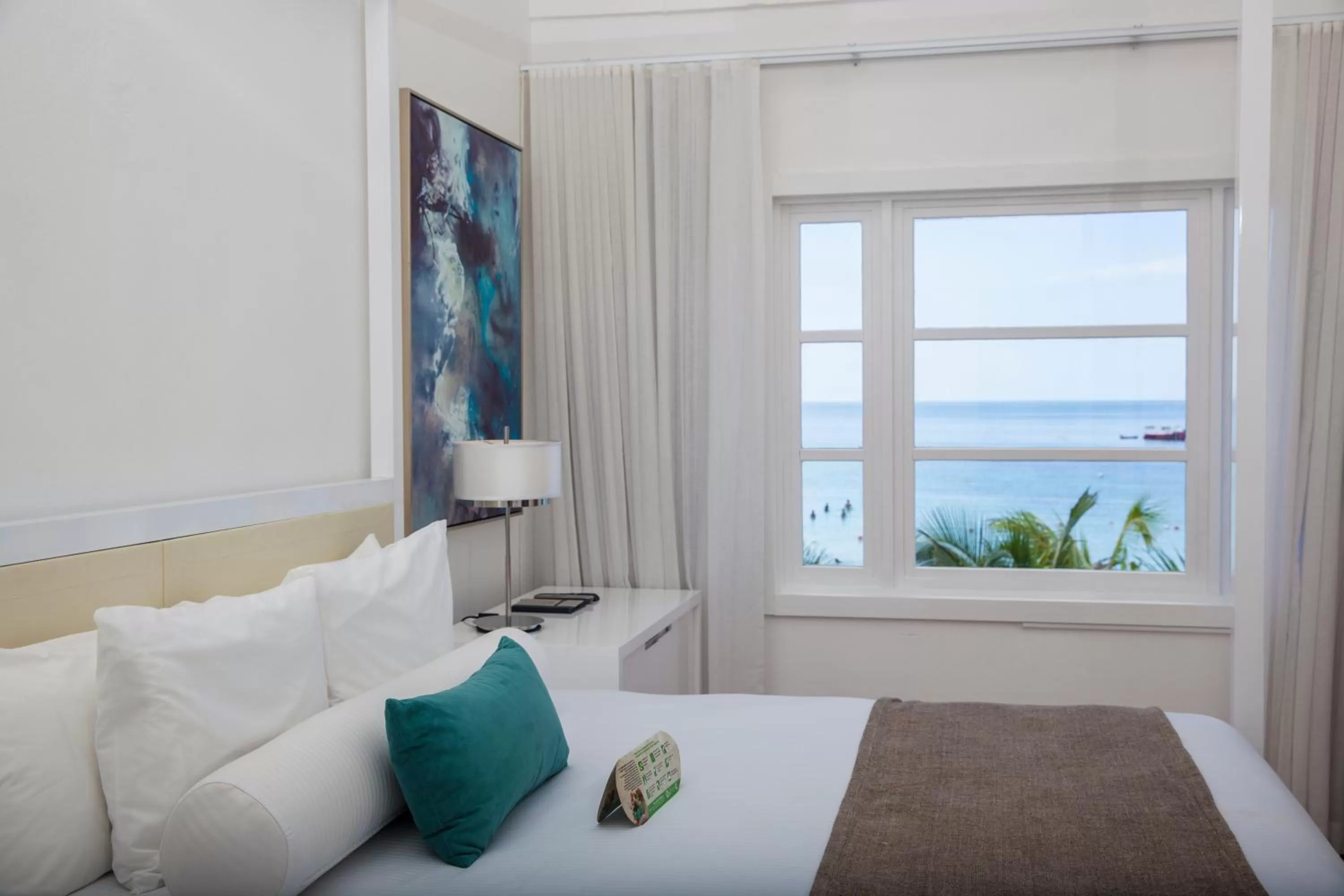 Beachfront Honeymoon Suite in Azul Beach Resort Negril, Gourmet All Inclusive by Karisma