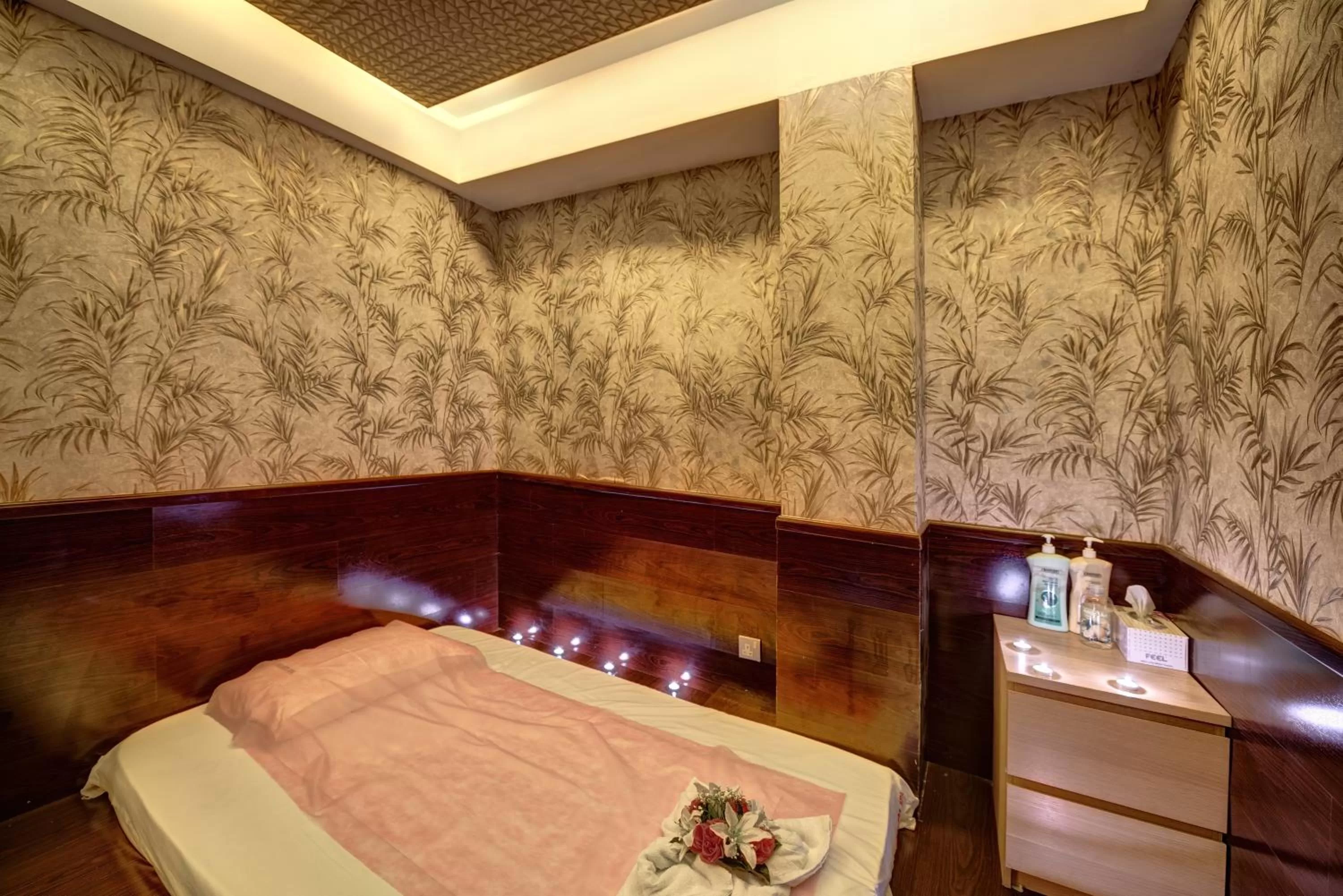 Spa and wellness centre/facilities, Bed in Orchid Hotel Al Barsha "Formerly Golden Tulip Hotel Al Barsha"