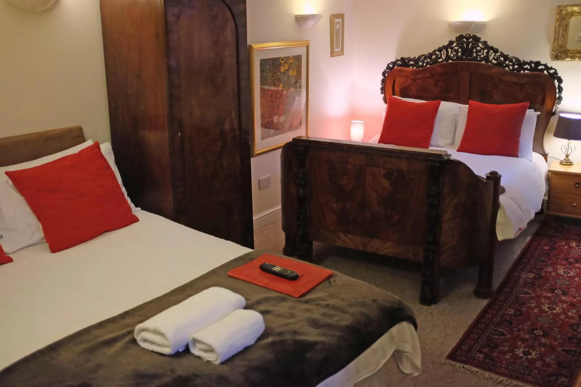 Bed in The Old Court Hotel