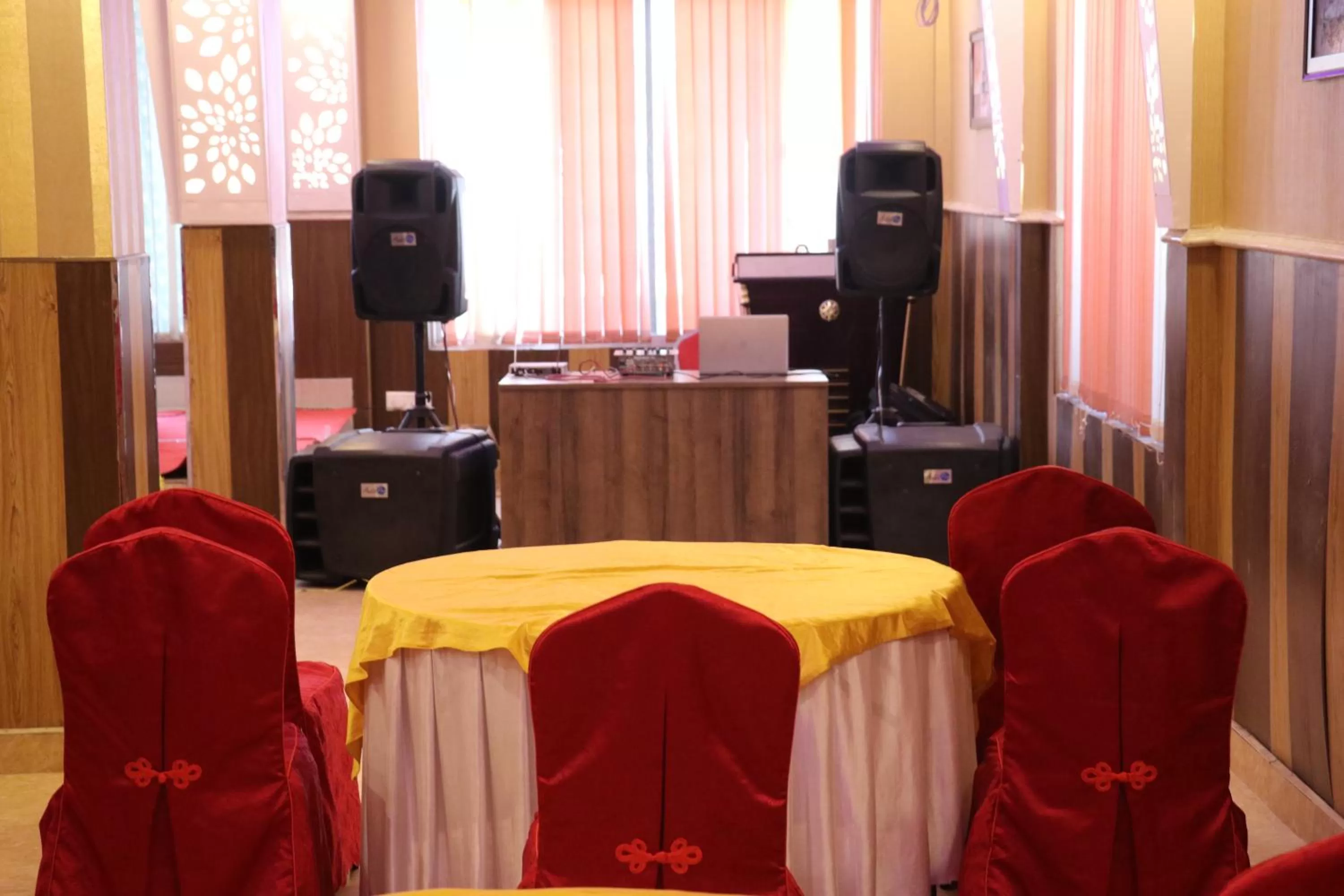 Business facilities in Paradise Ganga - A River Side Hotel