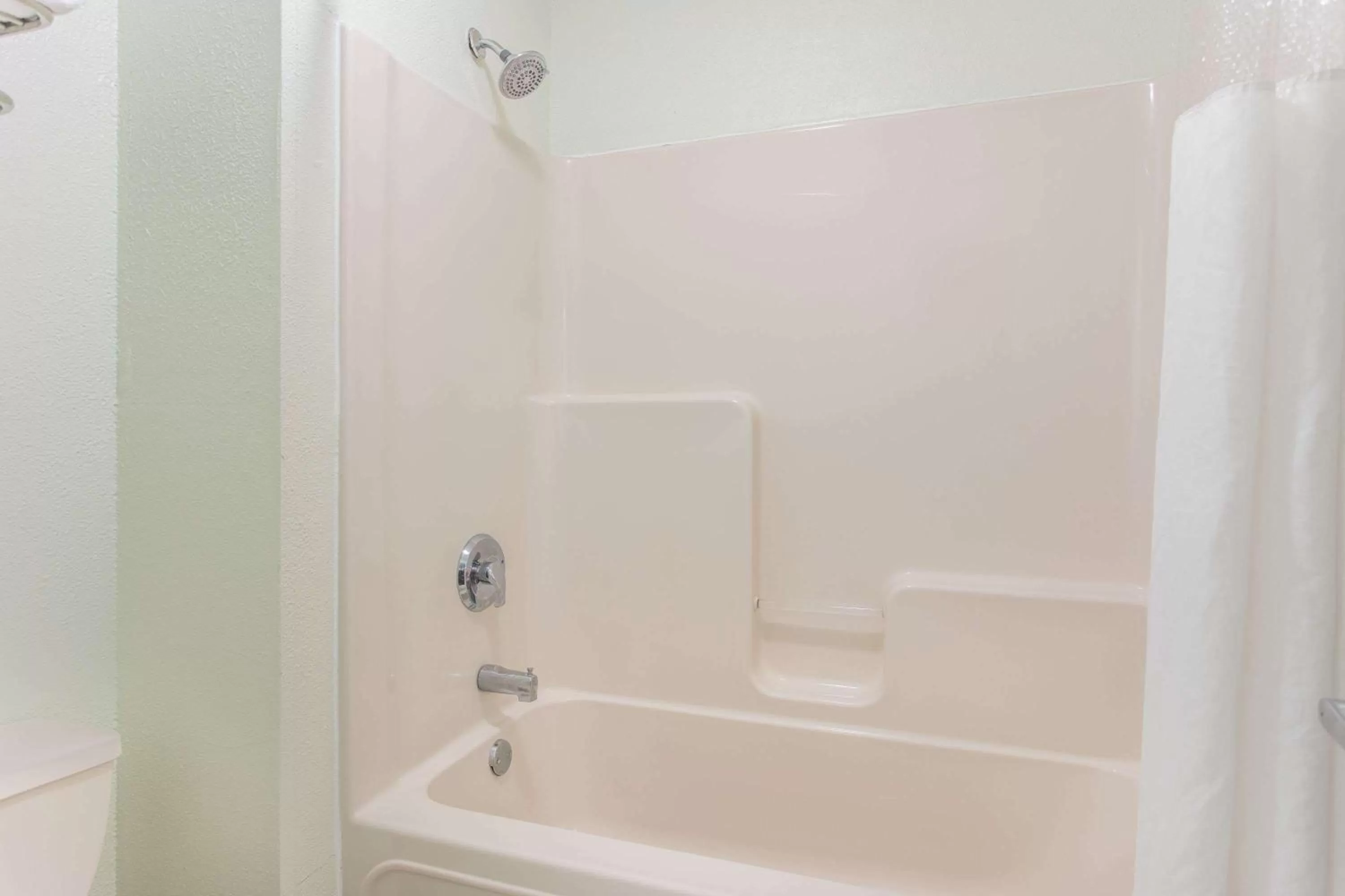 Bathroom in Baymont by Wyndham Helen