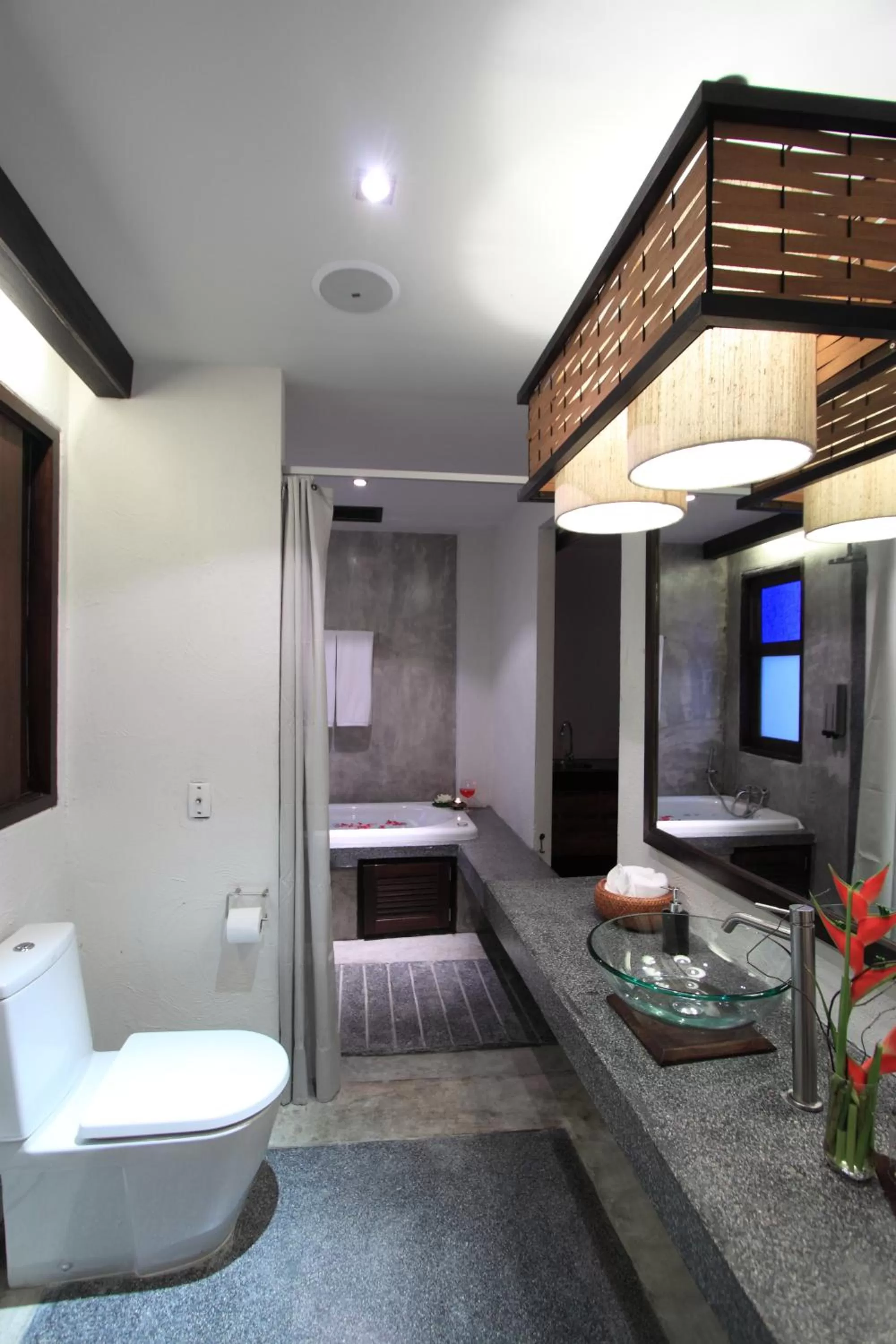 Bathroom in De Lanna Hotel