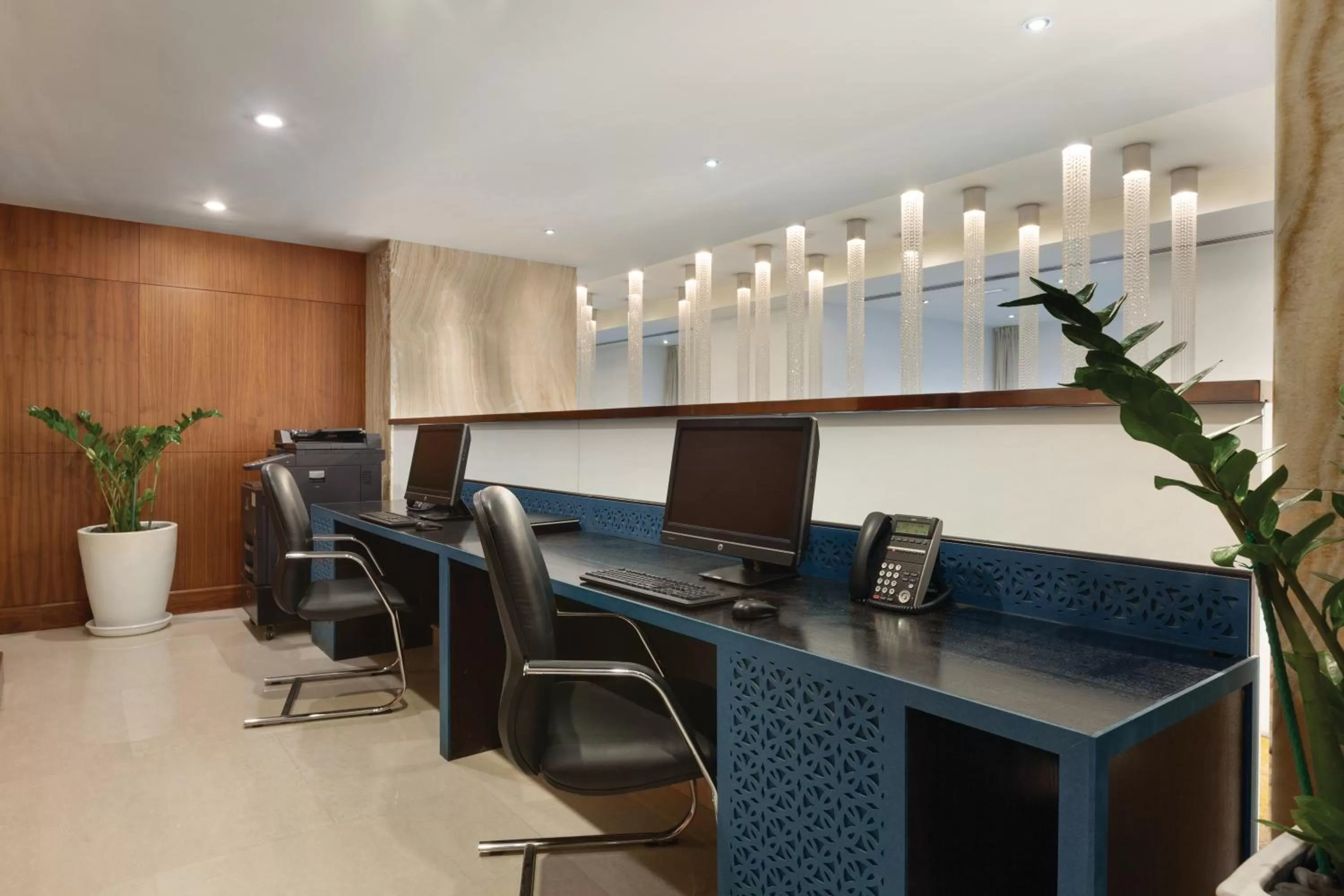 Business facilities in Ramada by Wyndham Downtown Dubai