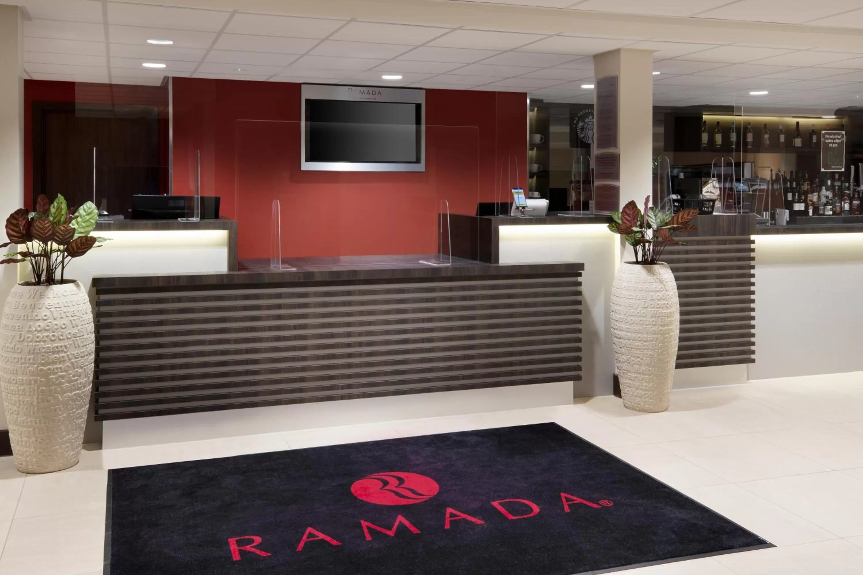 Lobby or reception in Ramada by Wyndham Leeds East