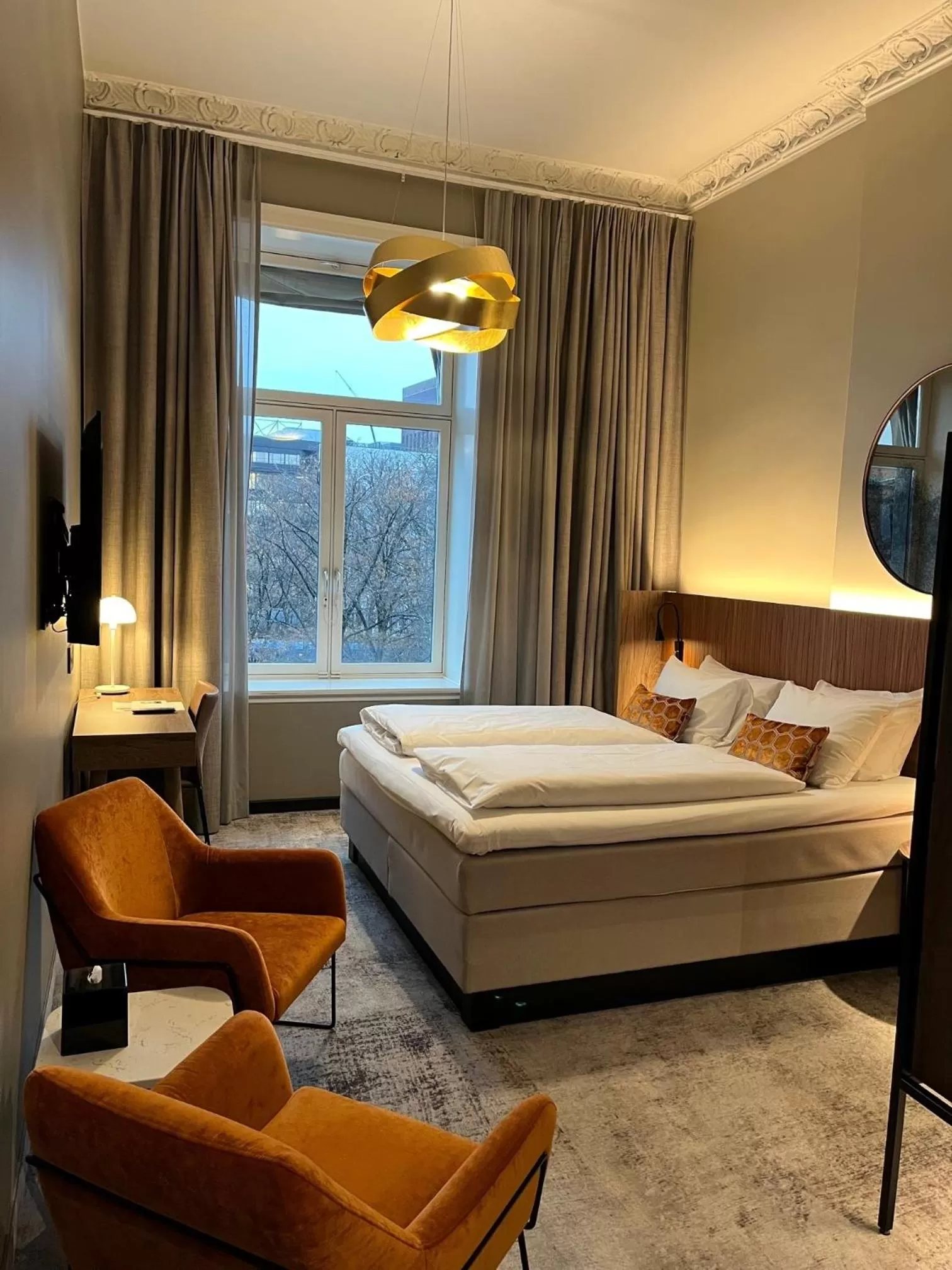Photo of the whole room, Bed in Karl Johan Hotel