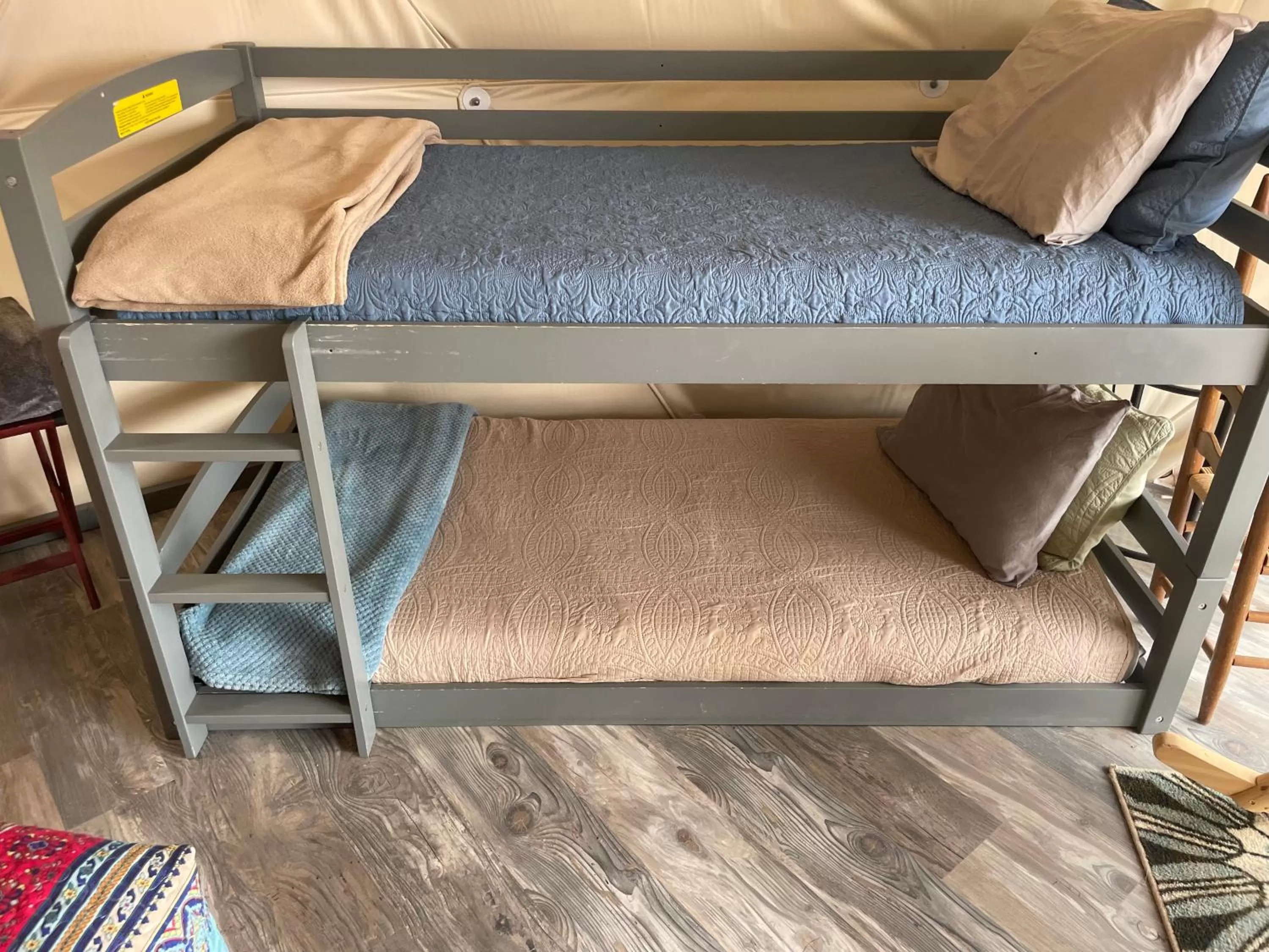 bunk bed, Bed in Blue Mountain Domes - The WOW Experience