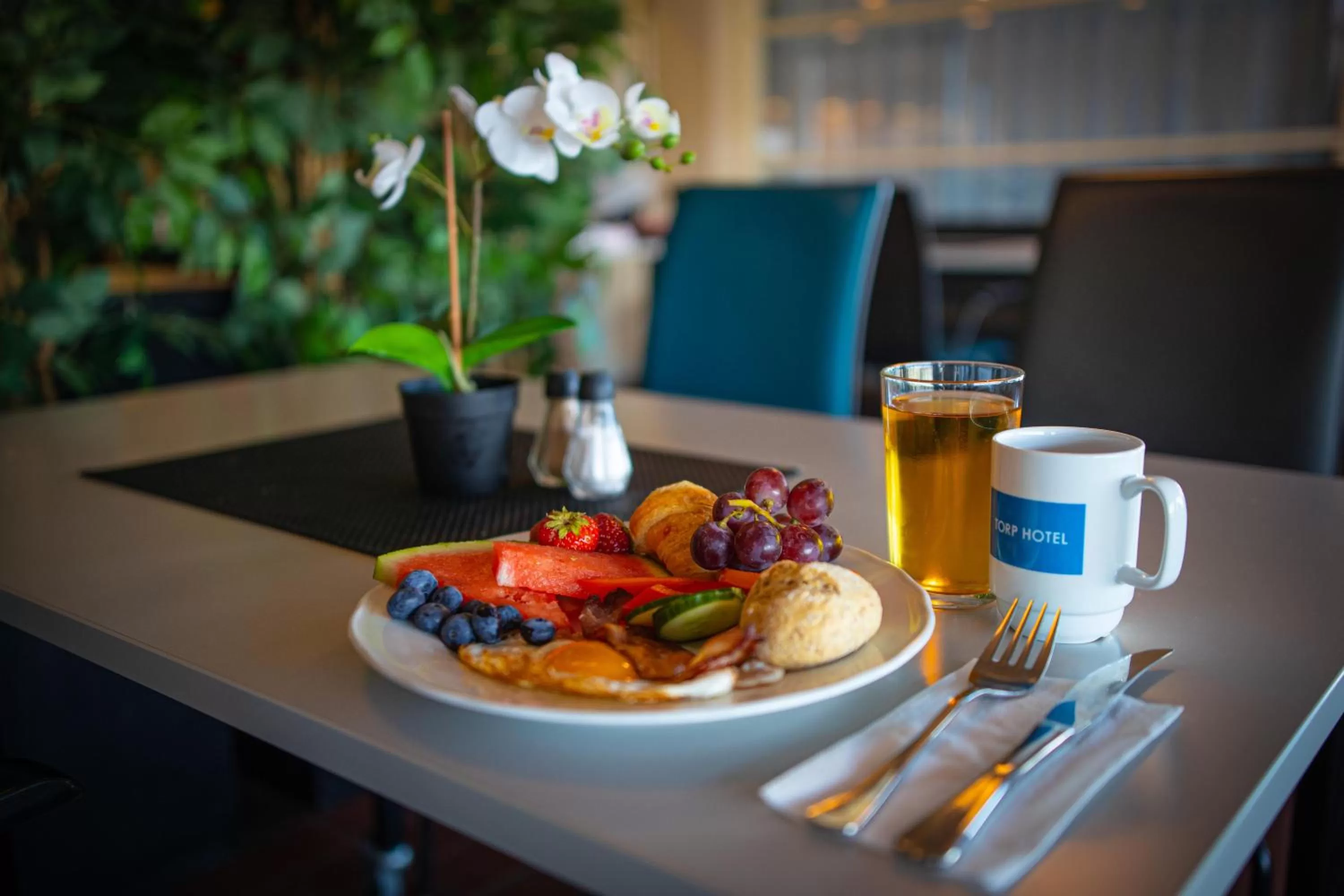 Food and drinks in Torp Hotel