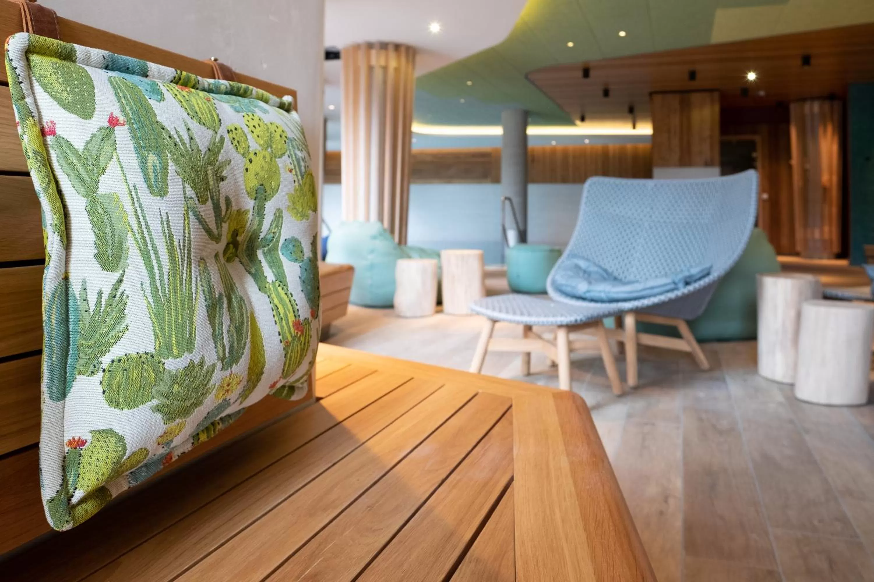 Seating area in Das James