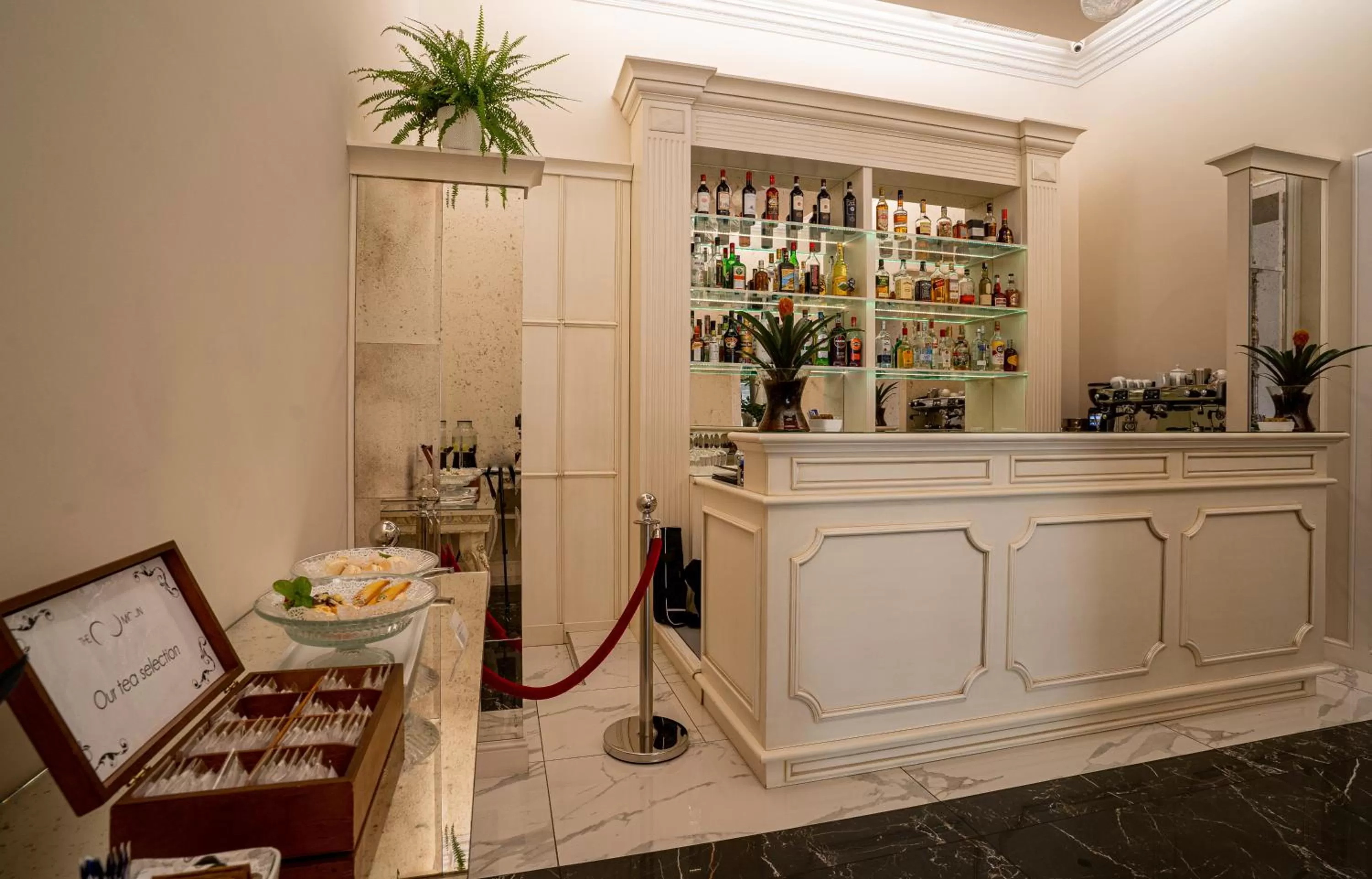 Lounge or bar in The Moon Boutique Hotel & Spa