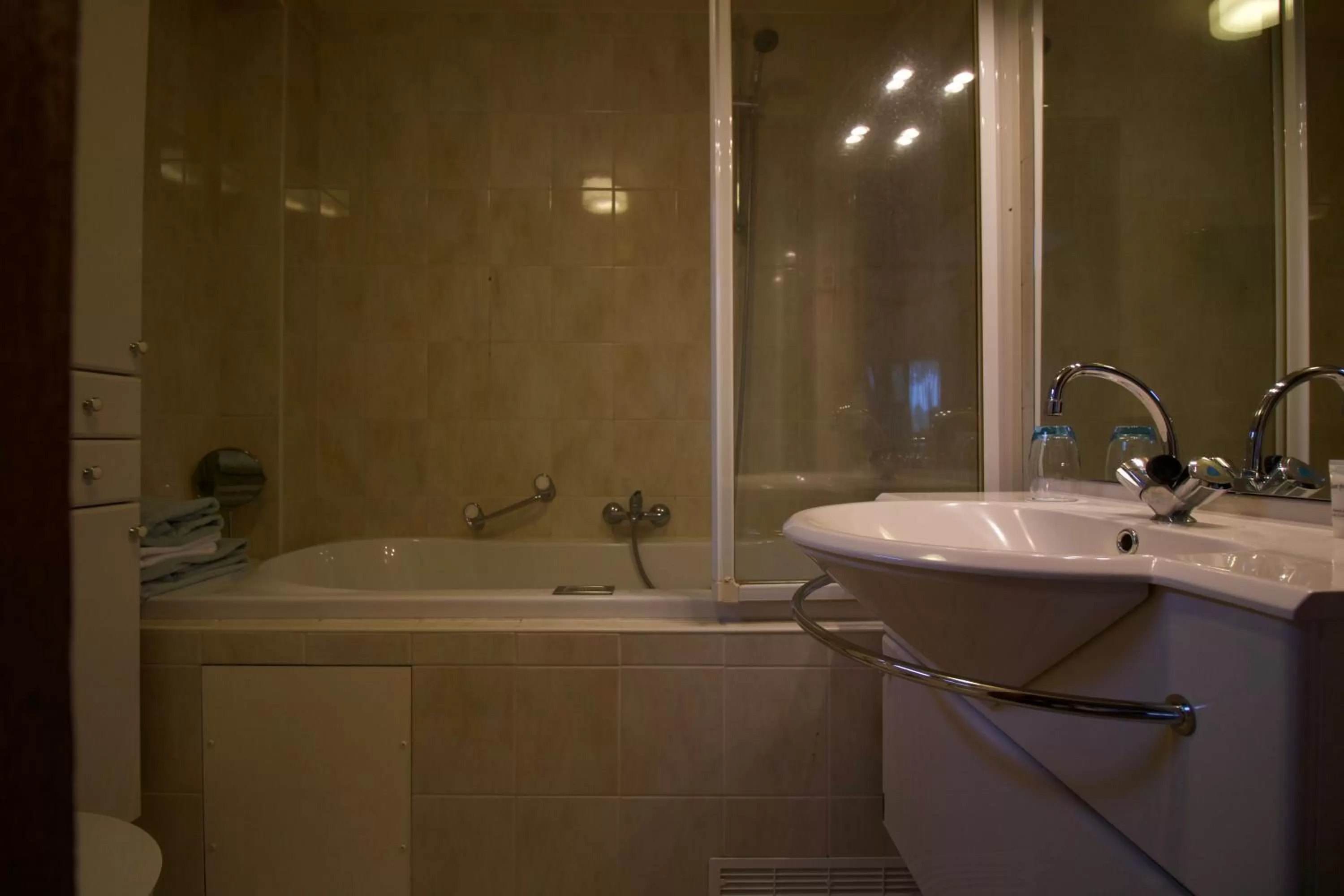 Bathroom in Hotel De Gravin van Vorden