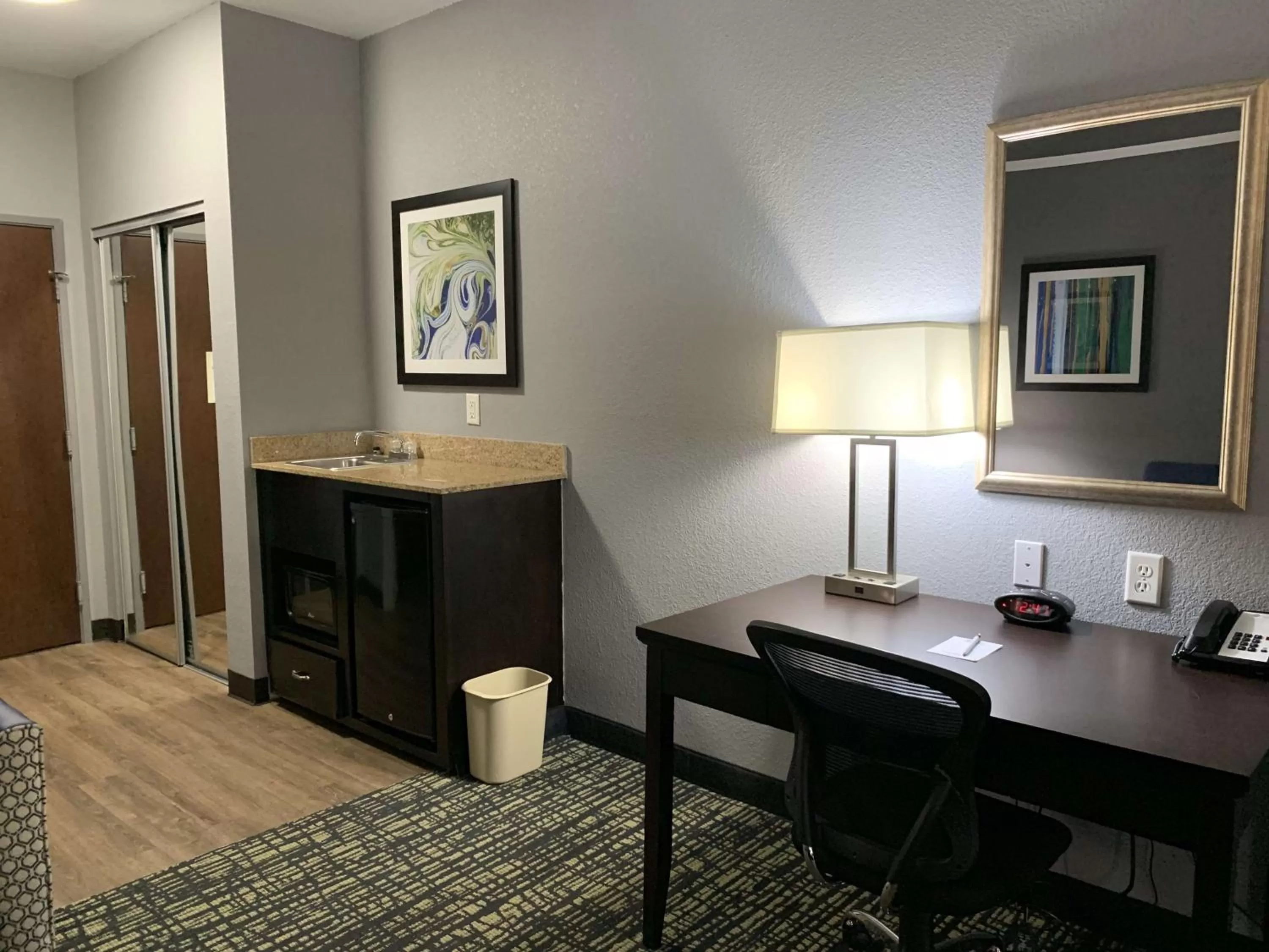 Photo of the whole room in Best Western Plus Olive Branch Hotel & Suites