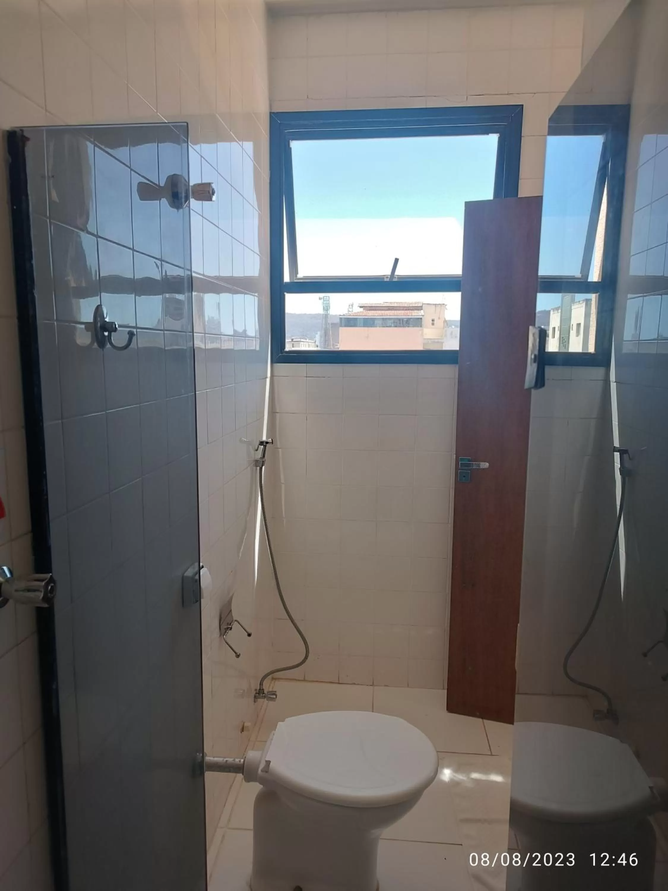 Bathroom in Hotel Oscar Blue Montes Claros