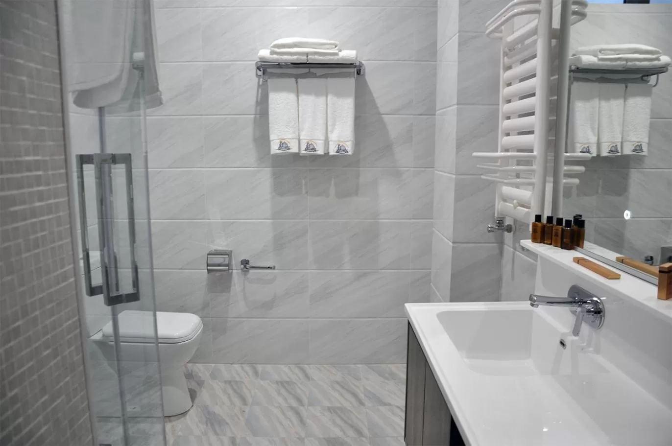 Bathroom in Parliament Palace Hotel