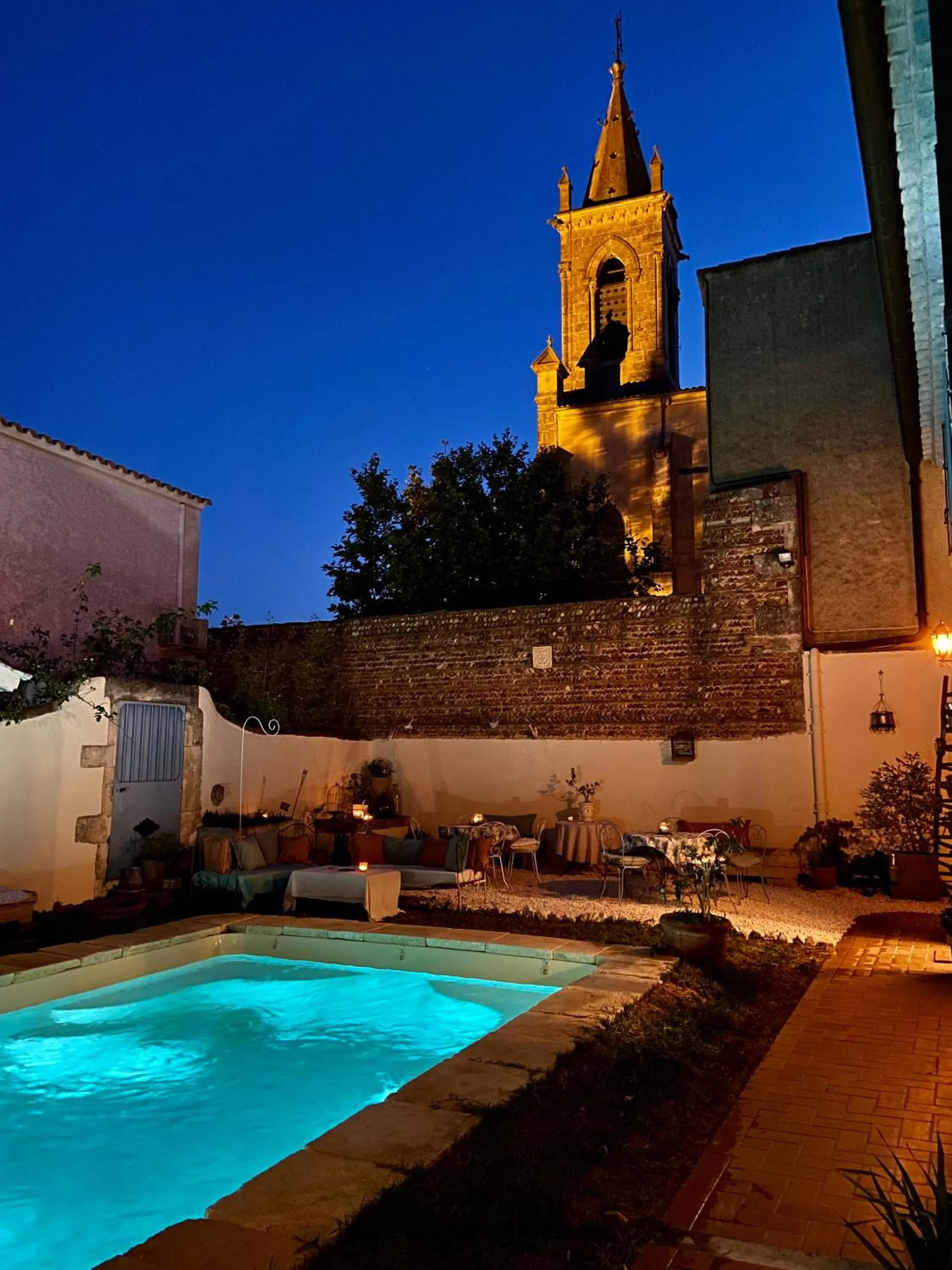 Patio, Swimming Pool in Maison 1823 - Suites de charme à Garons