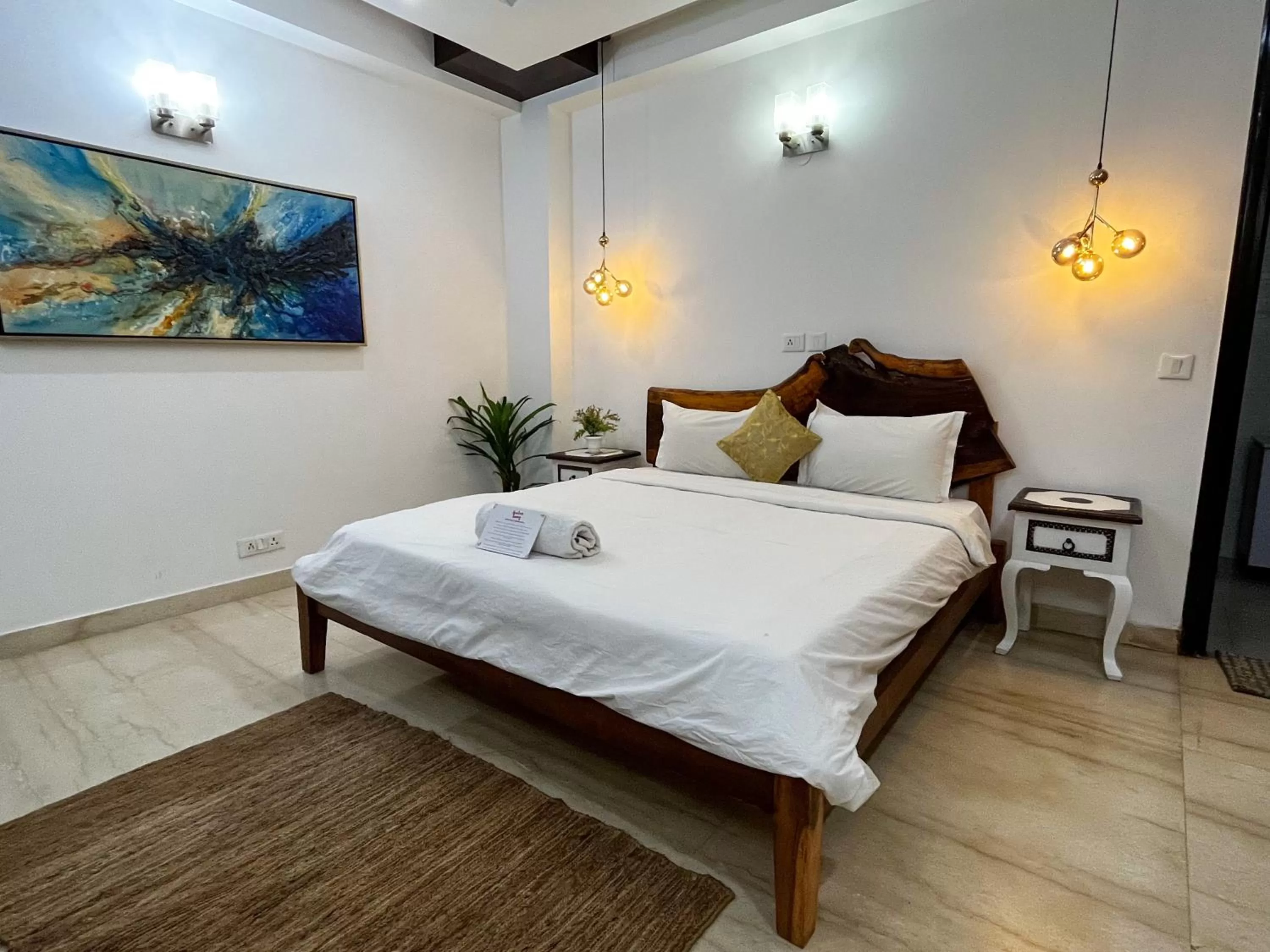 Bed in Avatar Living @Safdarjung Enclave