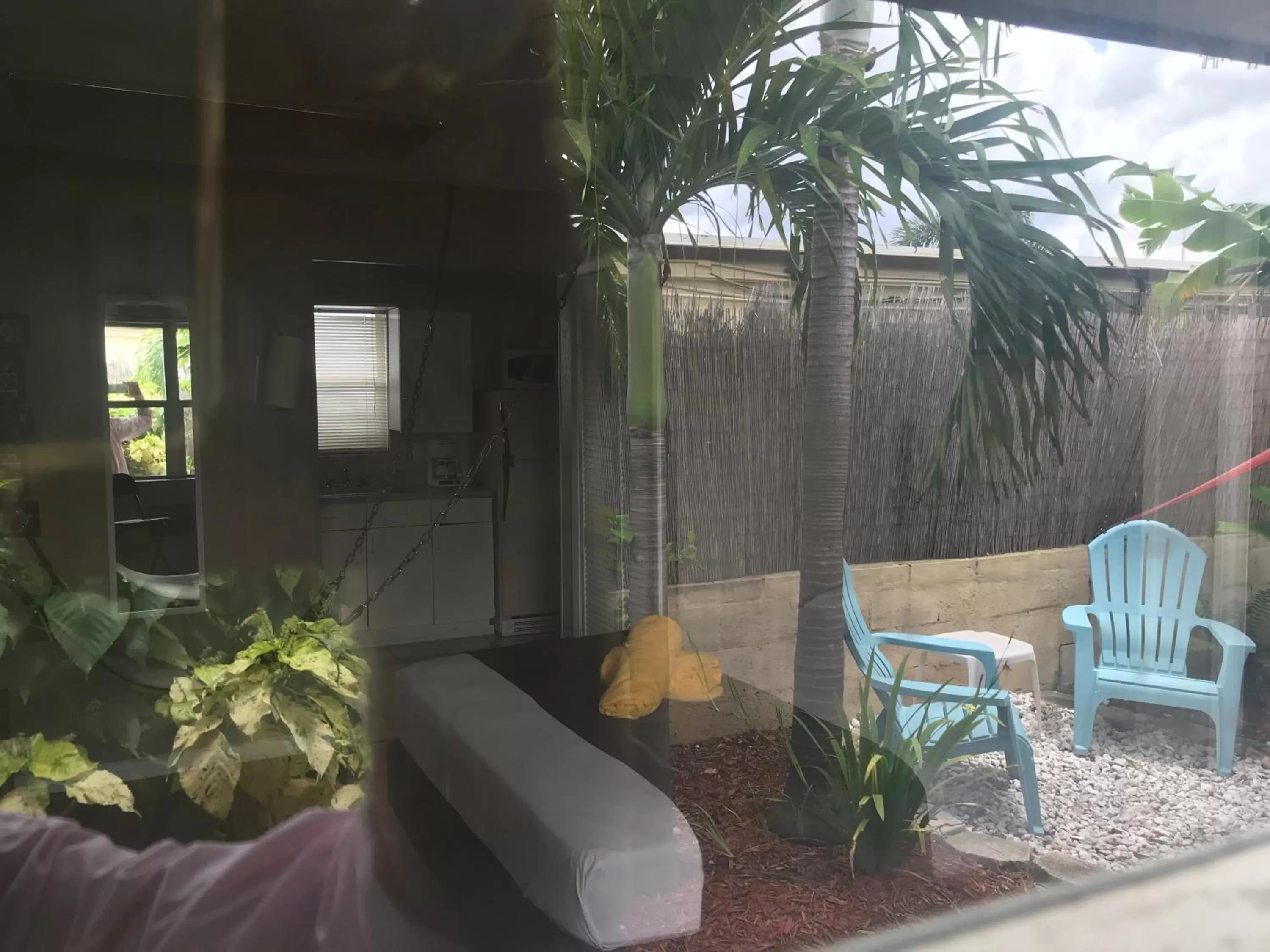 Garden view in INN LEATHER GUEST HOUSE-GAY MALE ONLY