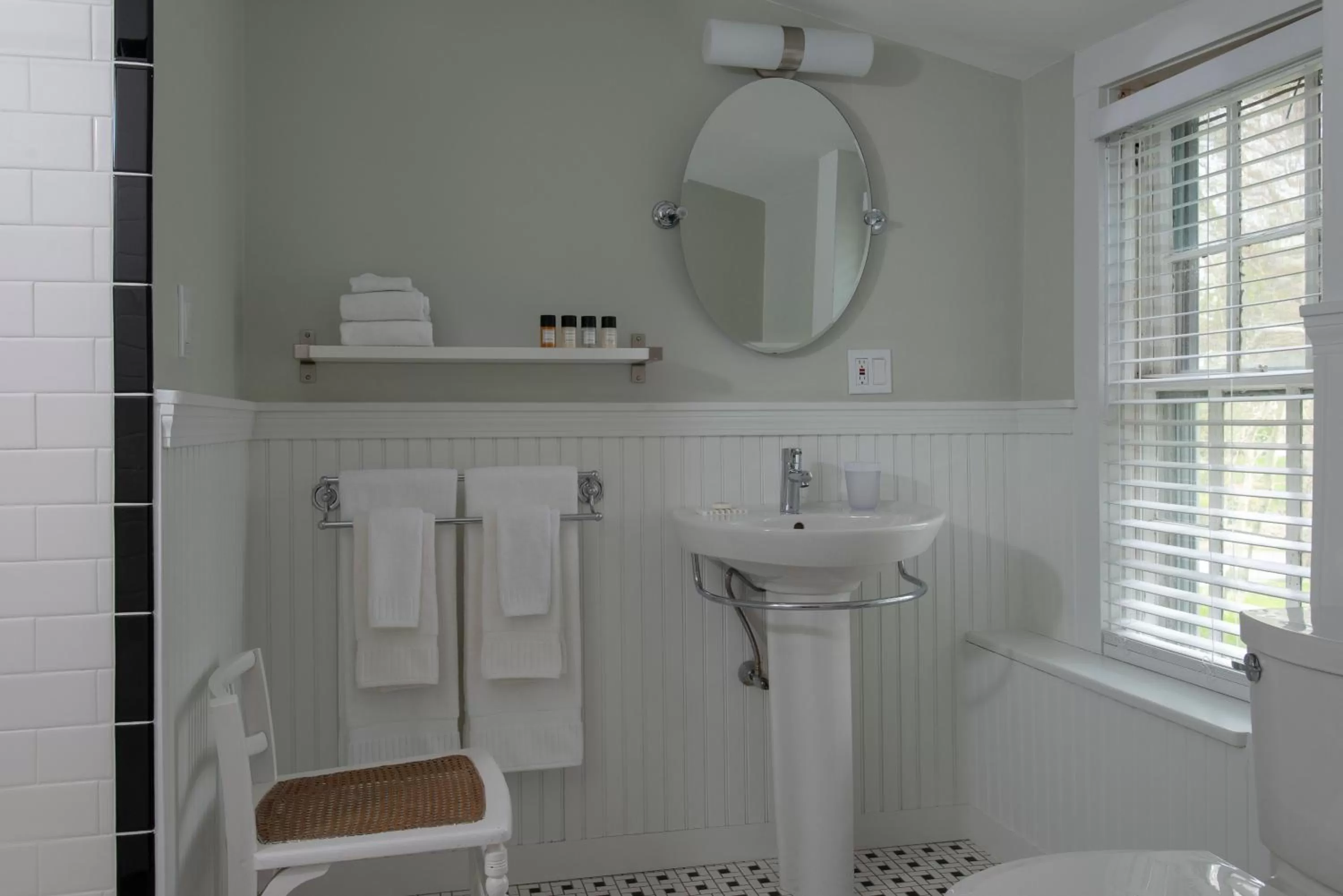 Bathroom in Village Inn