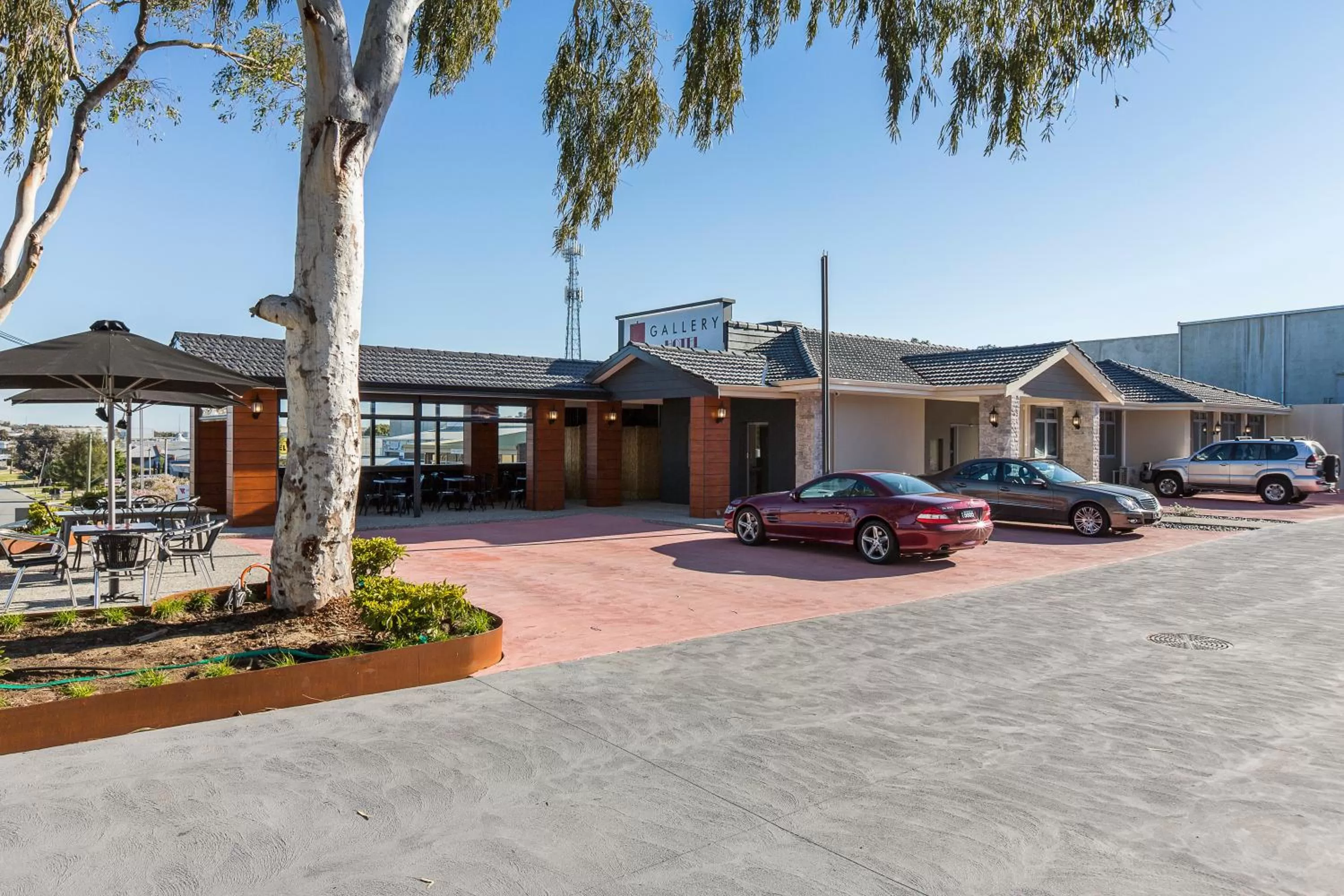 Garden in Gallery Hotel