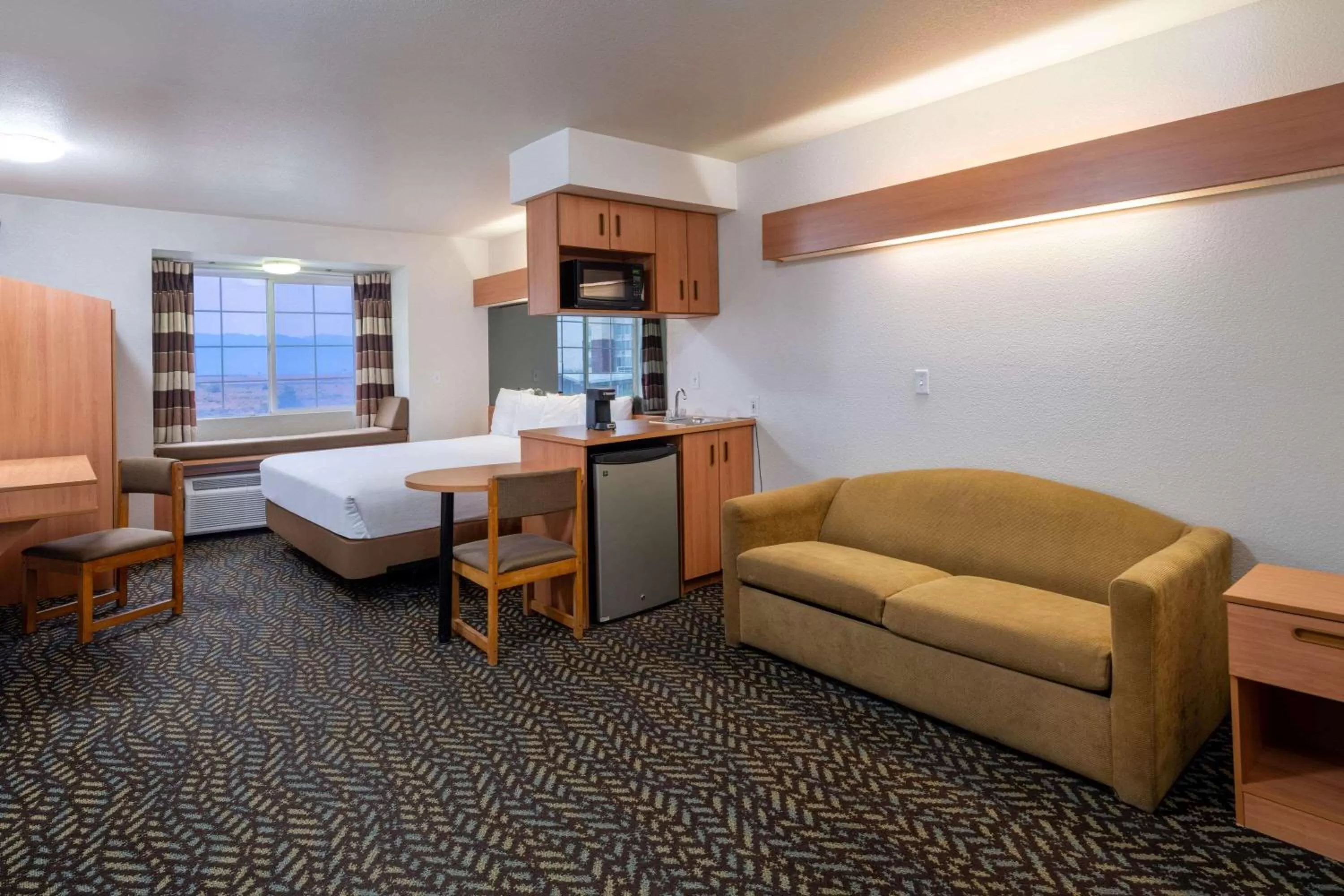 Photo of the whole room, Bed in Microtel Inn & Suites by Wyndham Salt Lake City Airport