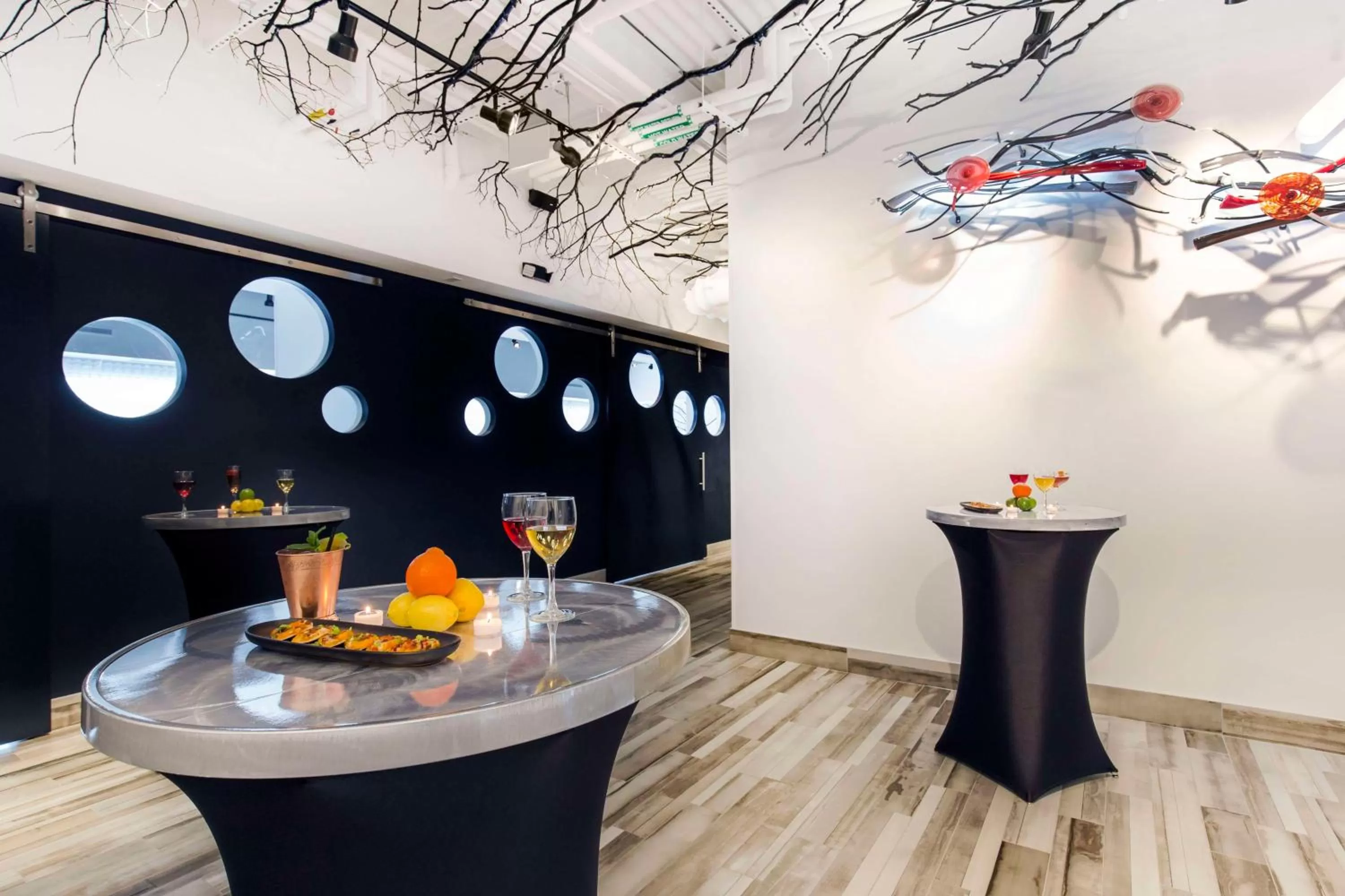 Meeting/conference room in Lorenzo Hotel Dallas, Tapestry Collection by Hilton