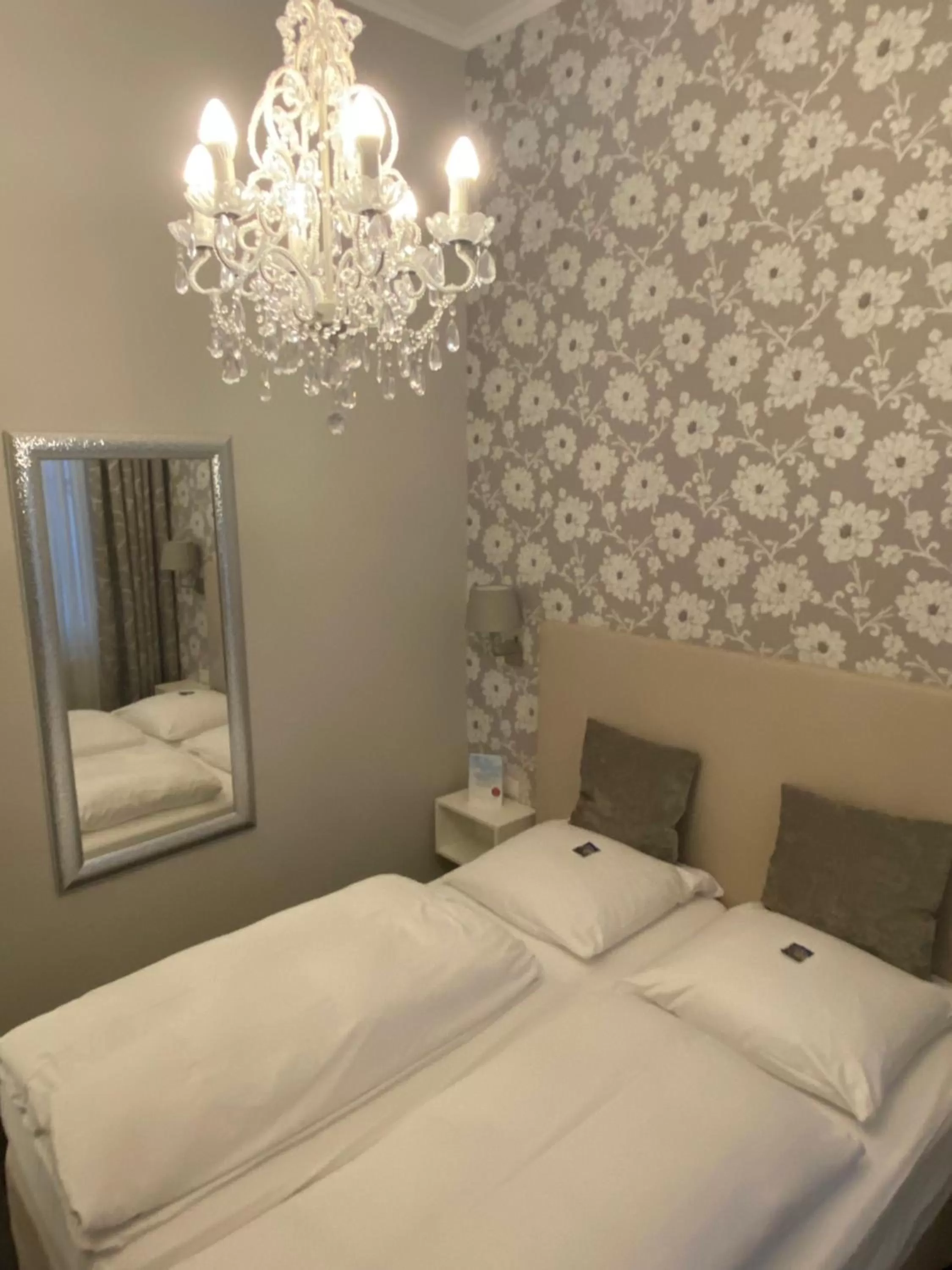 Bedroom, Bed in Arthotel ANA Residence Bremen