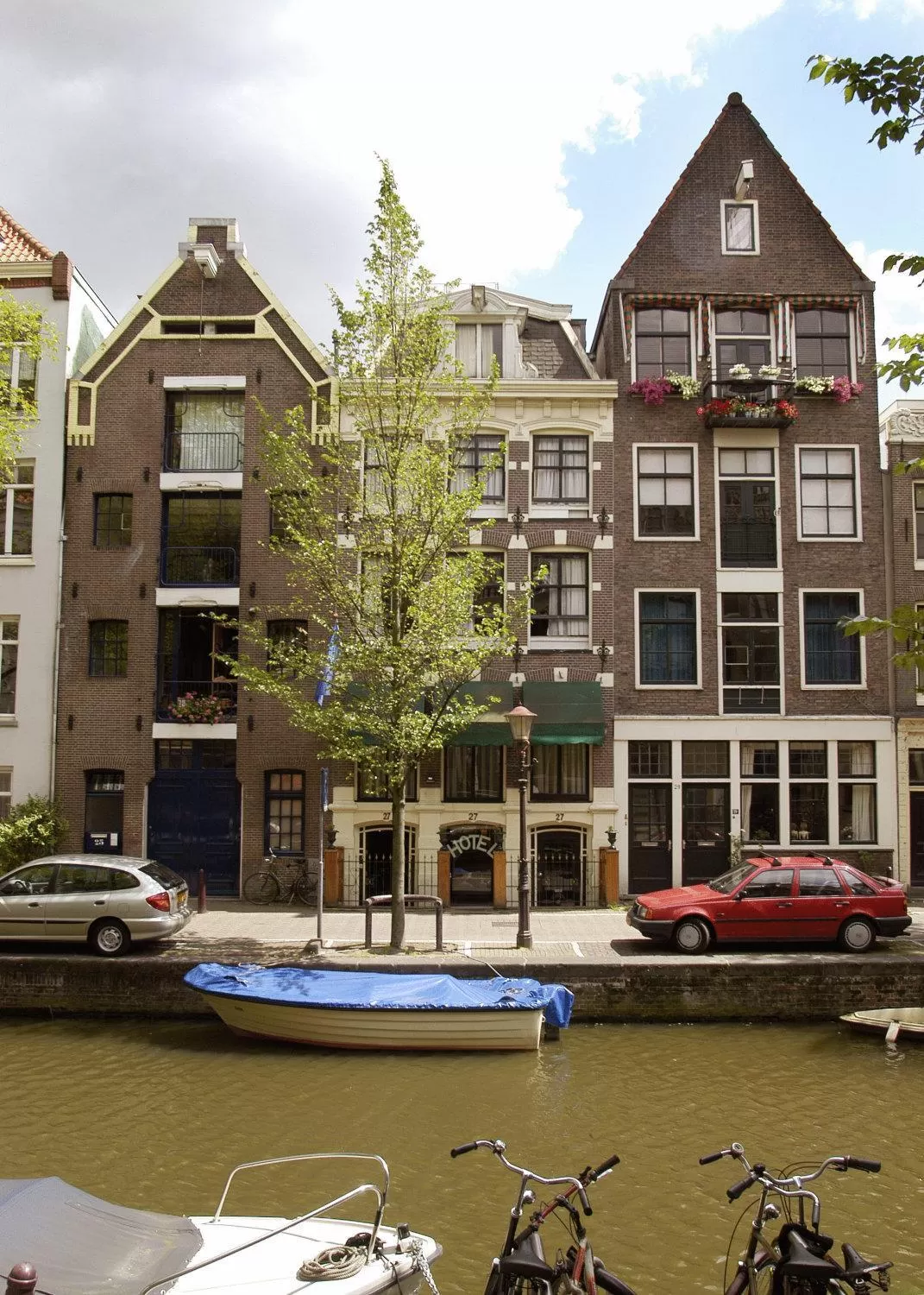 Facade/entrance in Rembrandtplein Hotel